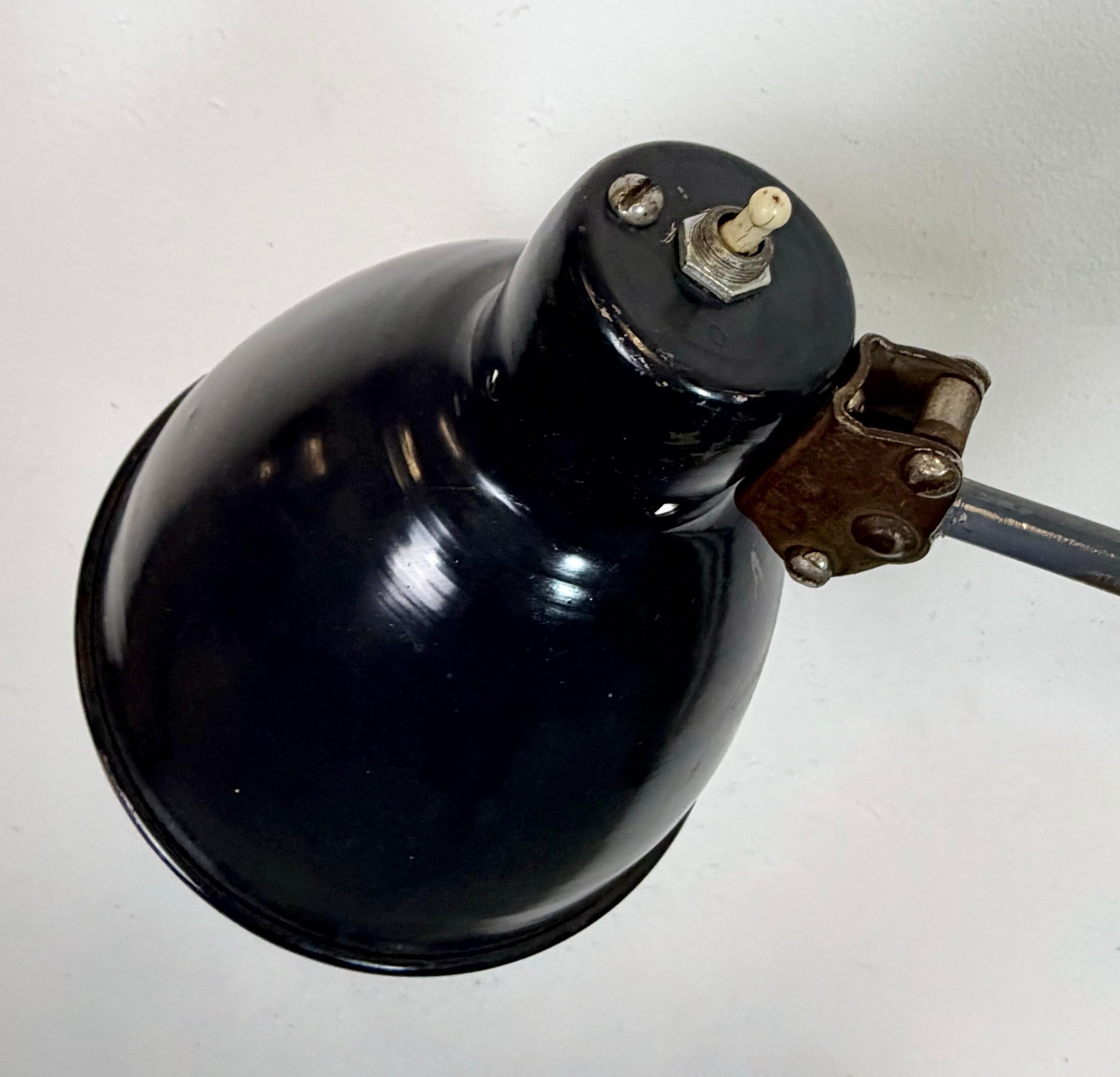 Black Industrial Soviet Scissor Wall Lamp, 1960s en venta 4