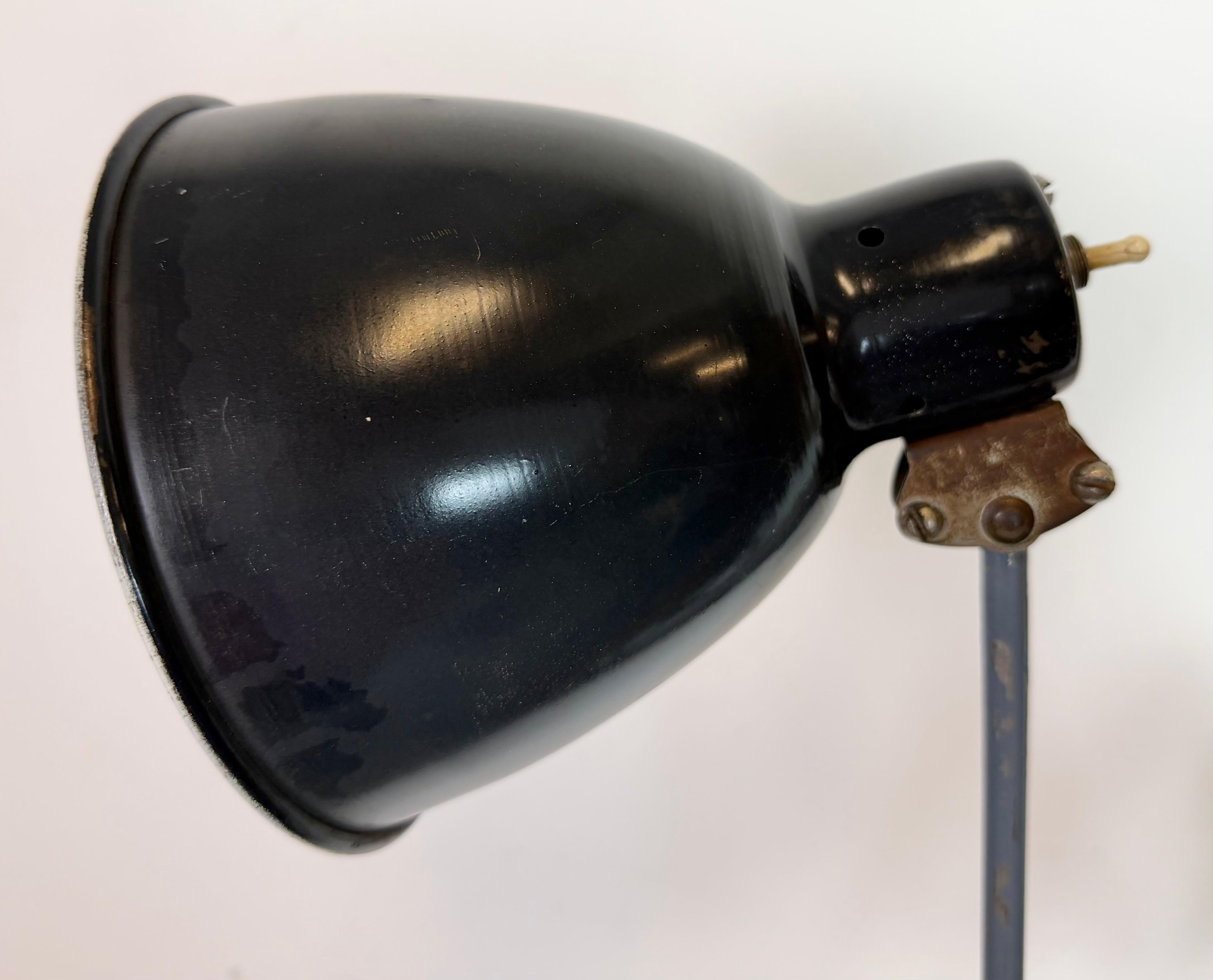 Black Industrial Soviet Scissor Wall Lamp, 1960s Hierro en venta