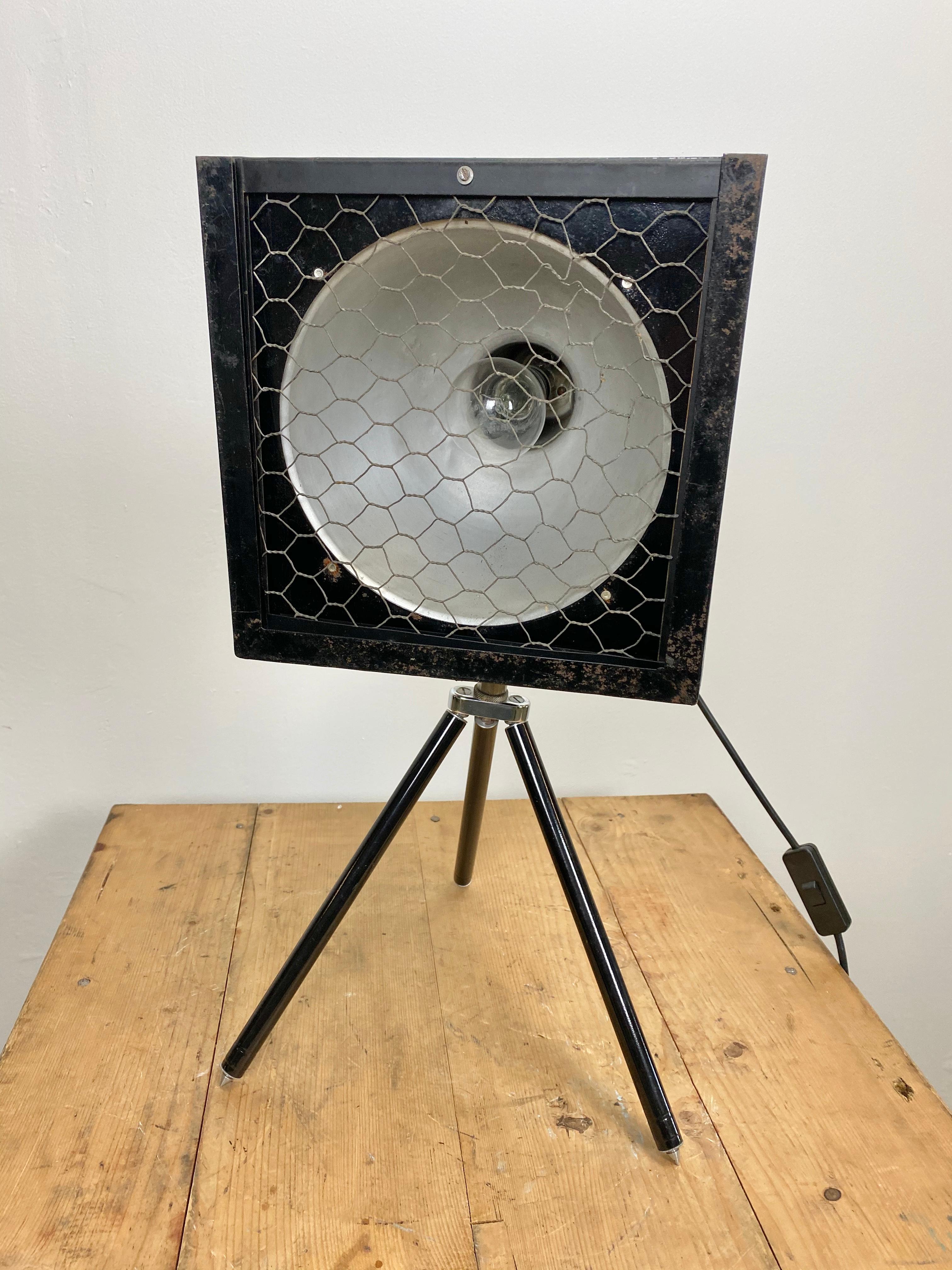 Black Industrial Tripod Table Lamp, 1960s 1