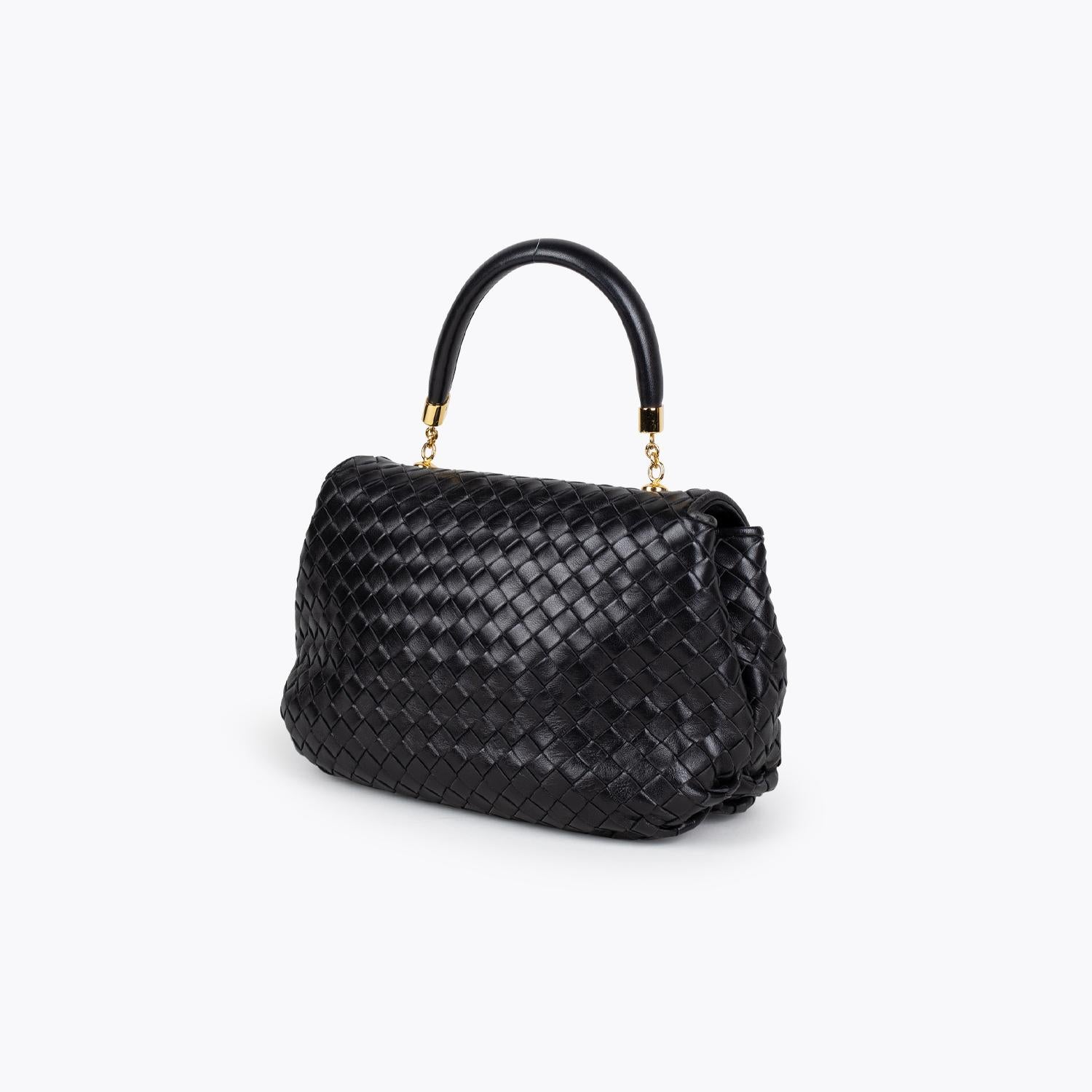 Black Intrecciato Nappa Leather Bottega Veneta Top Crossbody Bag In Good Condition For Sale In Sundbyberg, SE