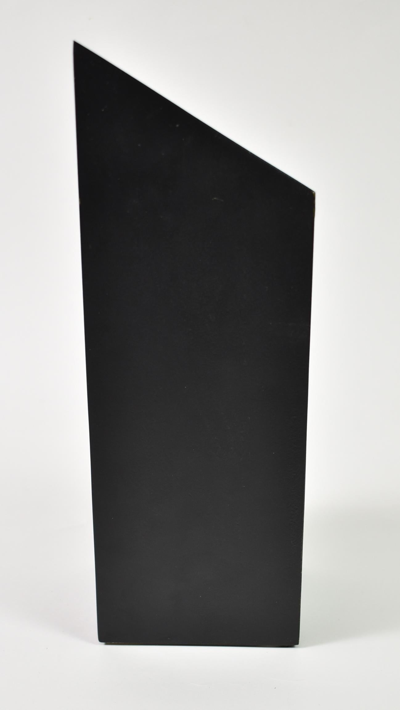 Stuhlskulptur aus schwarzem Eisen von Lois Teicher, 1992 im Zustand „Gut“ im Angebot in Toledo, OH