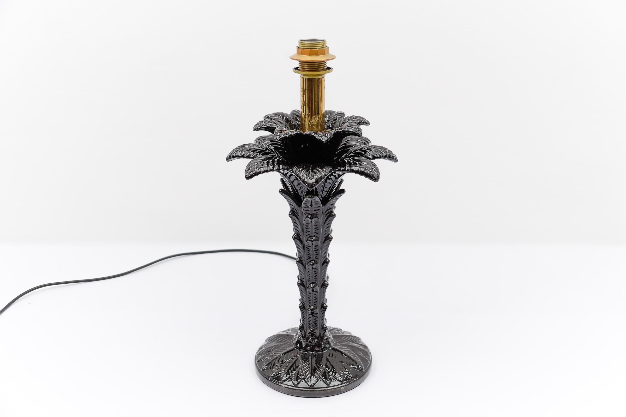 Lampe de table palmier en céramique italienne noire, Mid-Century Modern 1960s en vente 1