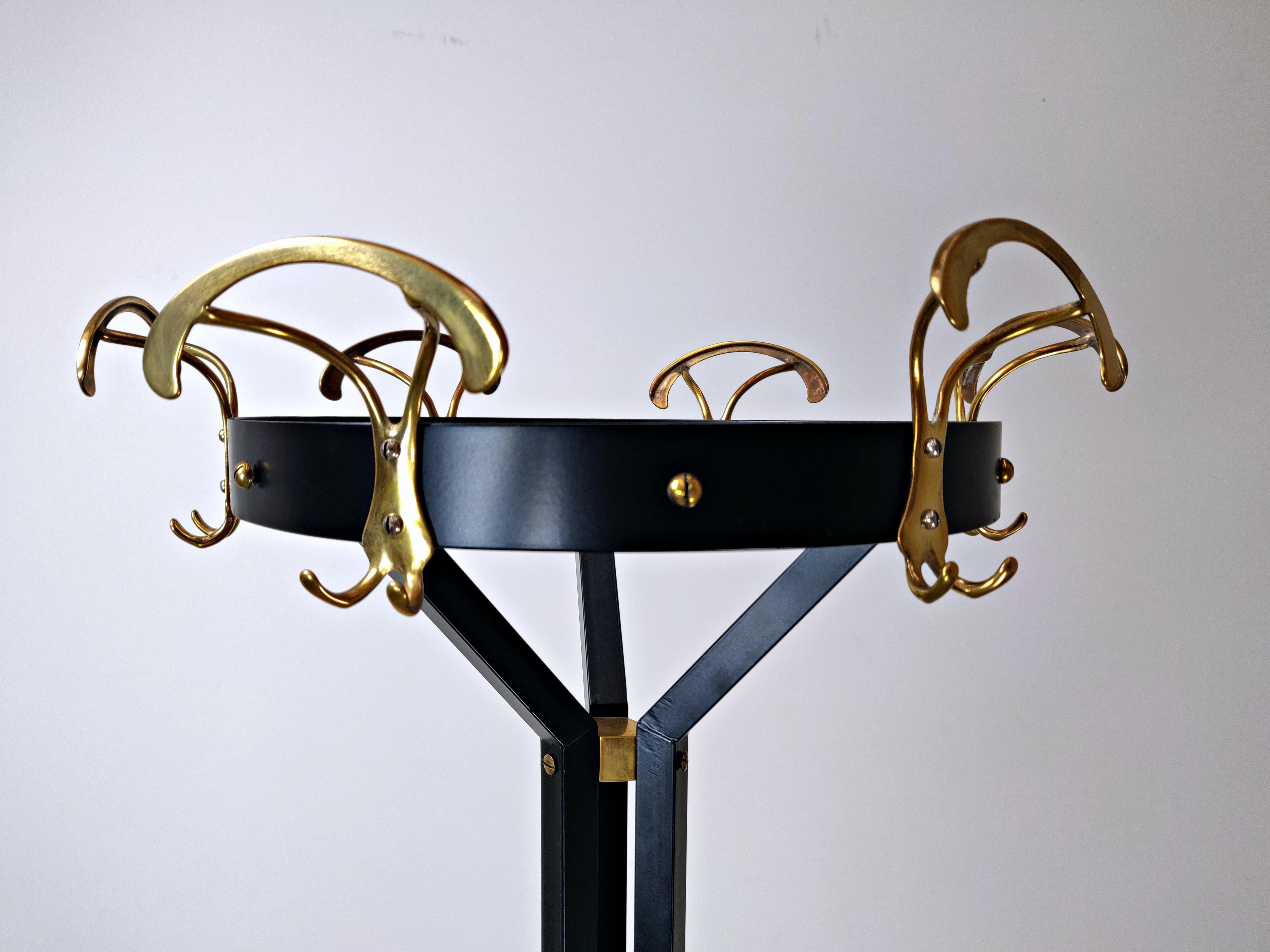 Black Mid-Century Modern Italian Coat Rack In Good Condition For Sale In Brussels, BE