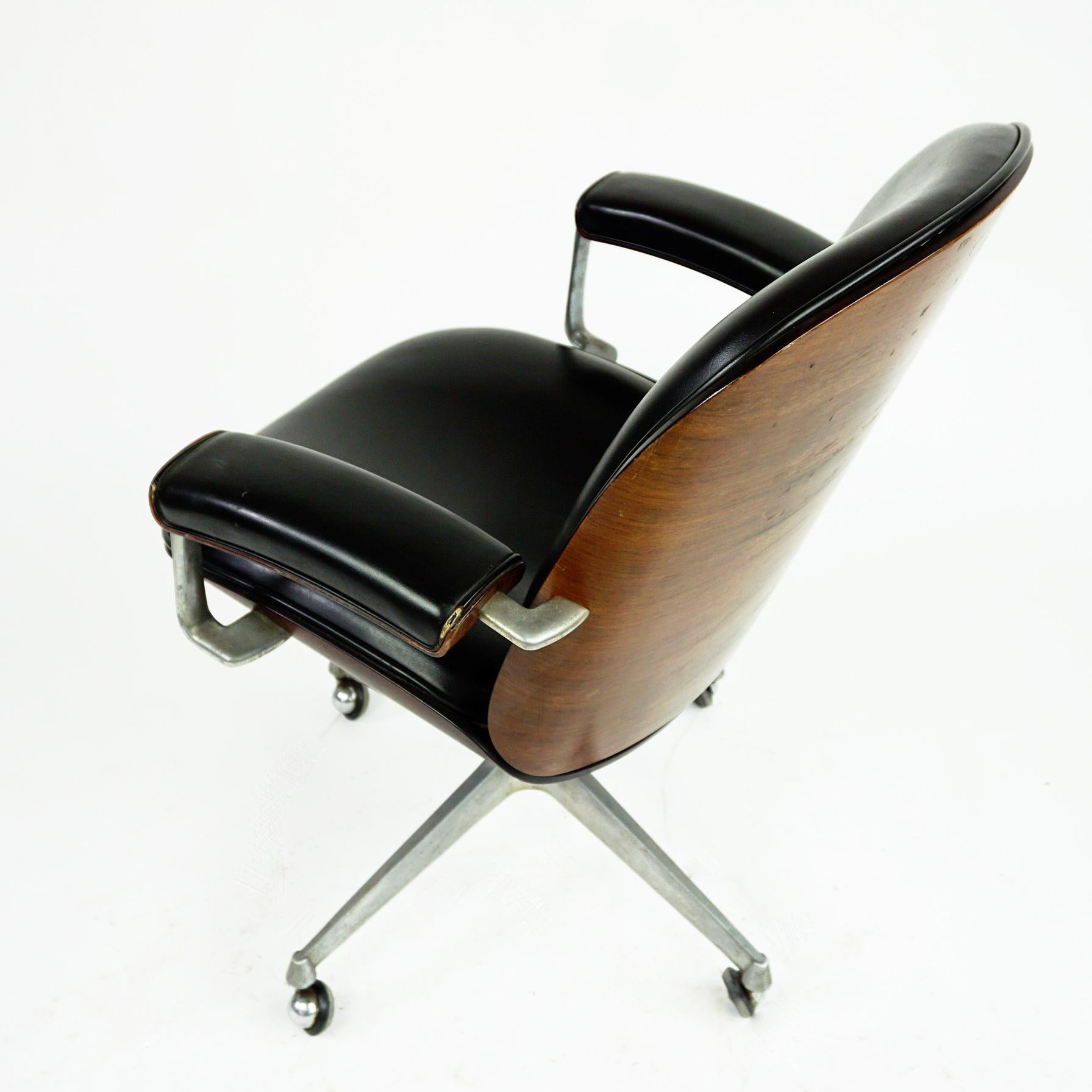 Black Italian Midcentury Rosewood Office Armchair by Ico Parisi for Mim Roma 6