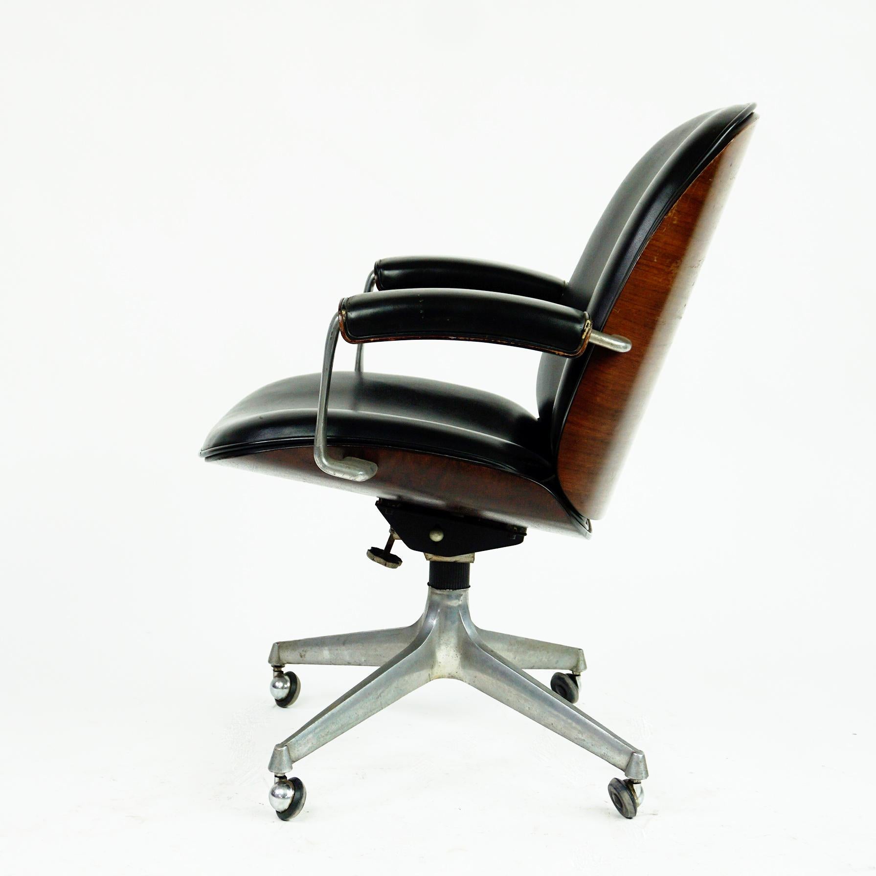 Black Italian Midcentury Rosewood Office Armchair by Ico Parisi for Mim Roma 7