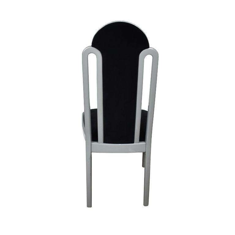 Art déco Chaise de salle à manger Art Déco italienne en velours noir rembourré, fin du 20ème siècle en vente