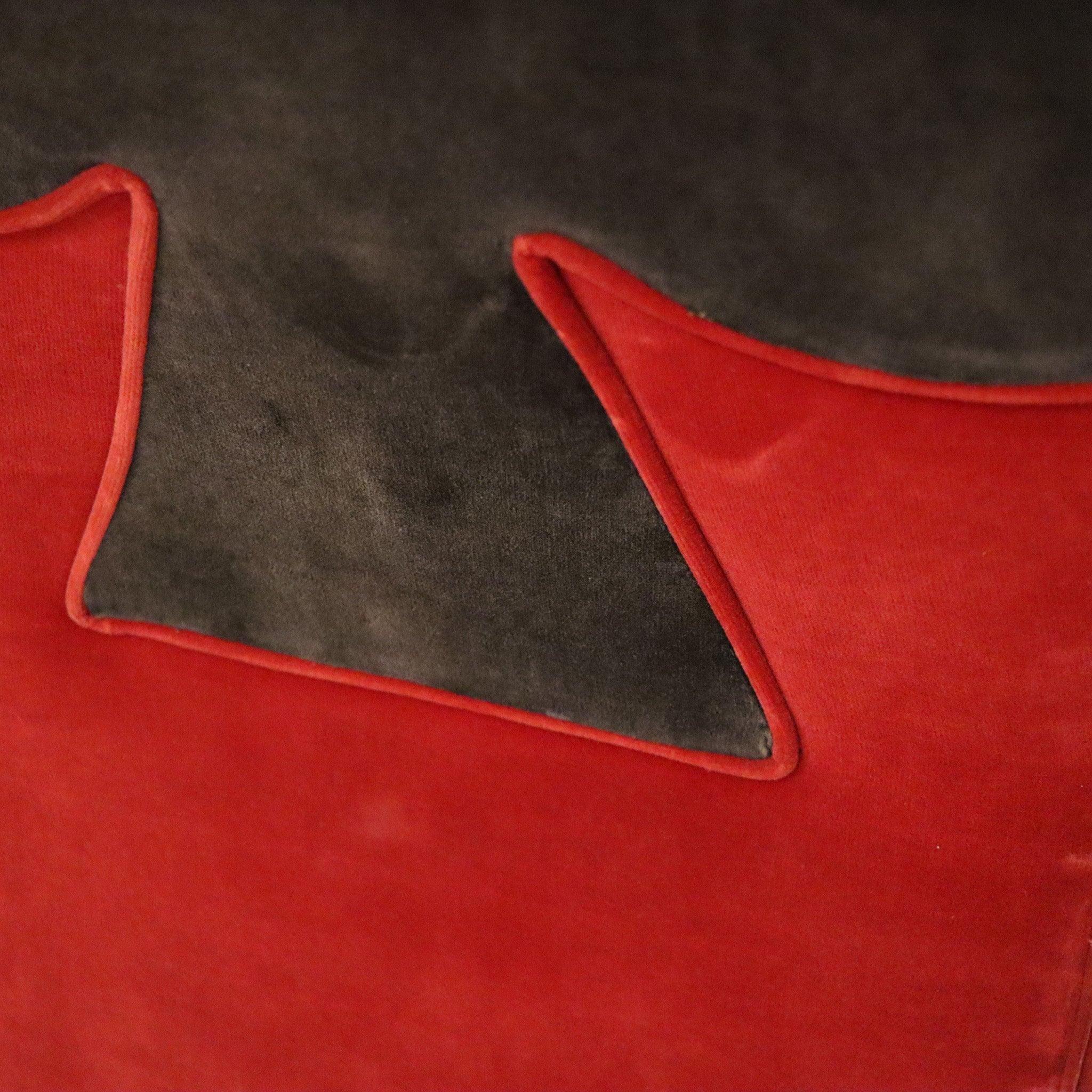 BLACK JACK 1970 Set of Four Large Vintage Playing Card Suit Red & Black Chairs For Sale 11
