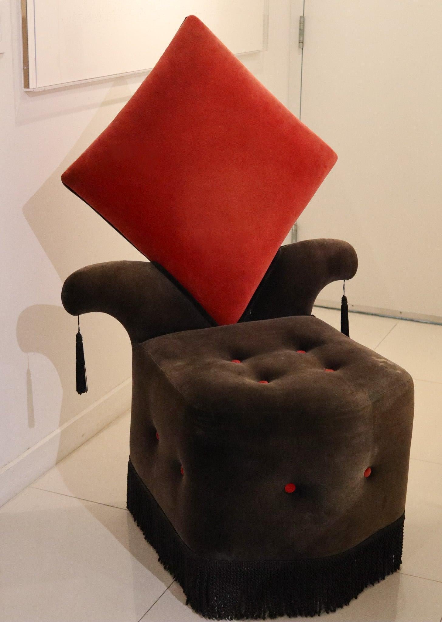 Hand-Crafted BLACK JACK 1970 Set of Four Large Vintage Playing Card Suit Red & Black Chairs For Sale