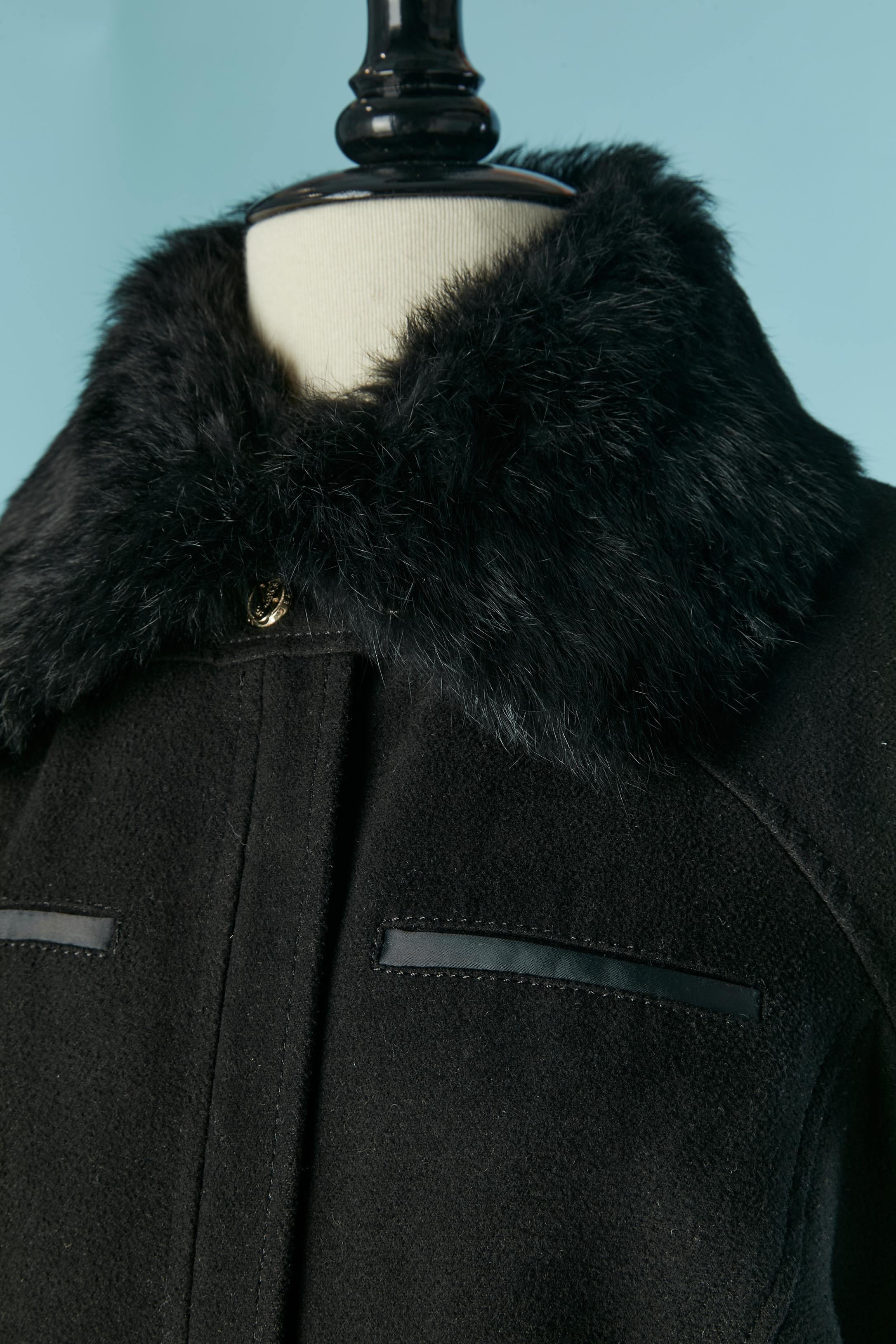 Giacca nera con collo di pelliccia staccabile VERSACE JEANS In condizioni ottime in vendita a Saint-Ouen-Sur-Seine, FR