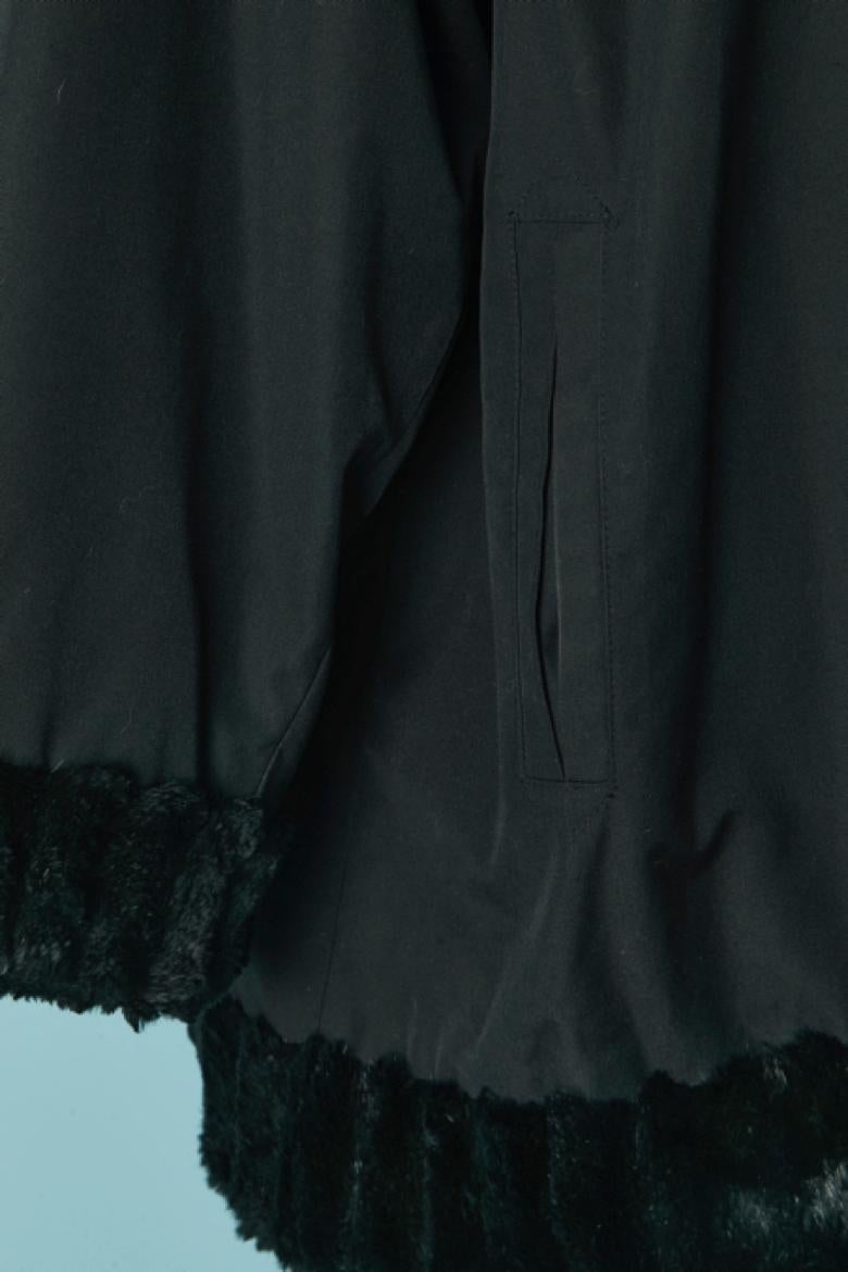 Schwarze Jacke mit Pelzfutter Yves Saint Laurent Variation Damen im Angebot