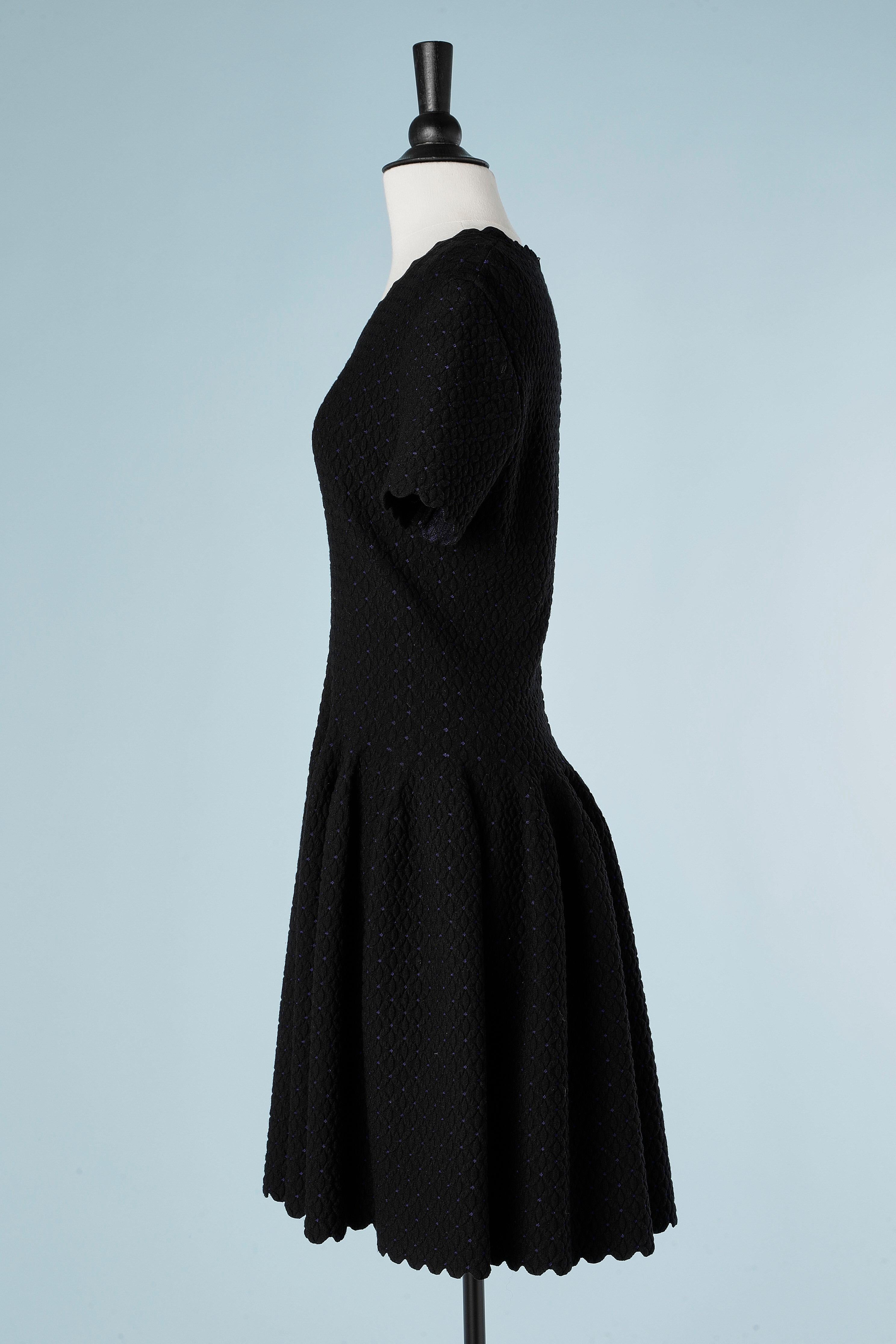 Black jacquard knit dress with short sleeves AlaÏa In Excellent Condition For Sale In Saint-Ouen-Sur-Seine, FR