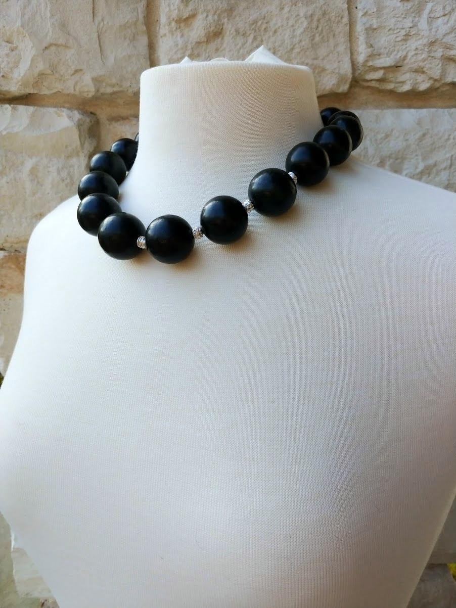 Women's or Men's Black Jade Necklace, Eastern Pamir Nephrite For Sale