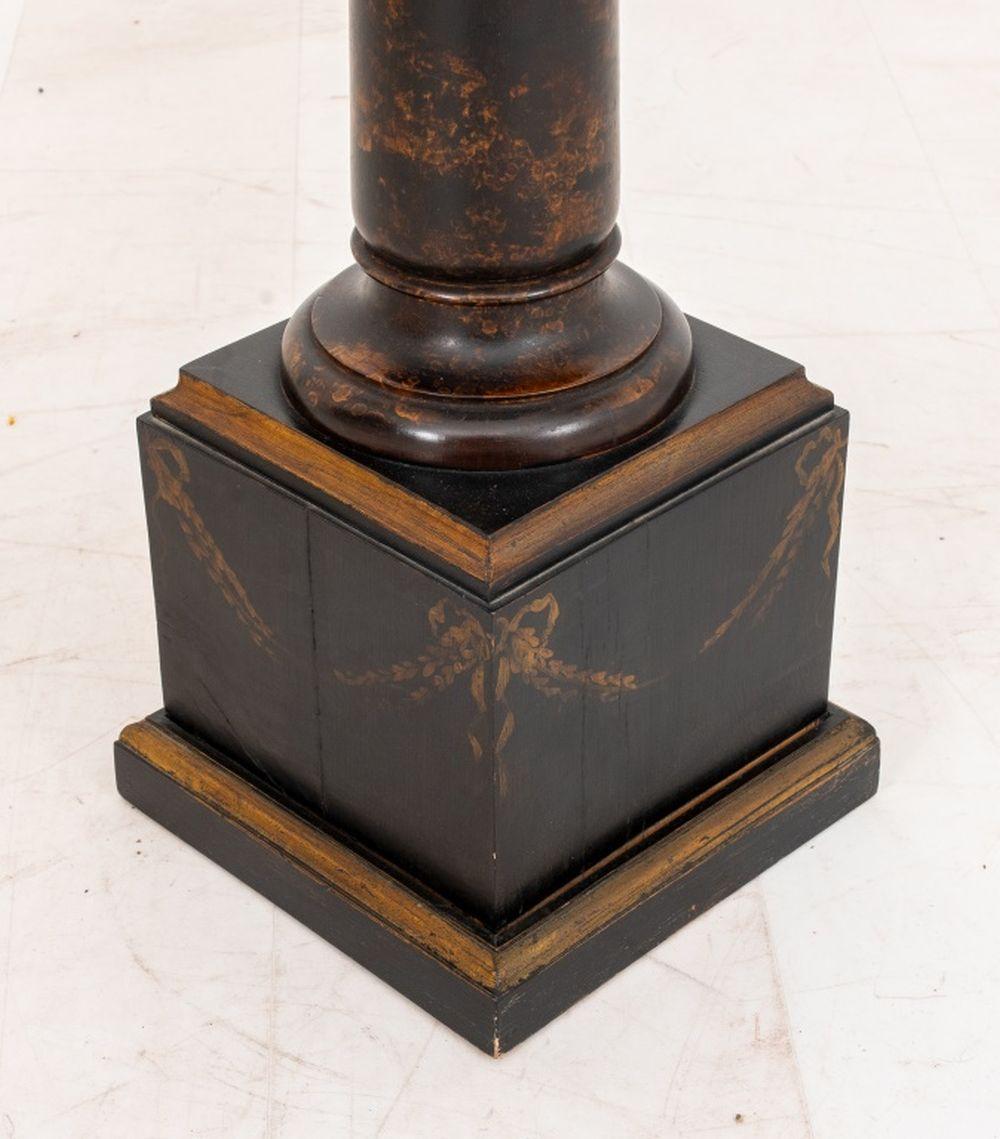 Japonisme Black Japanned and Parcel Gilt Pedestal For Sale