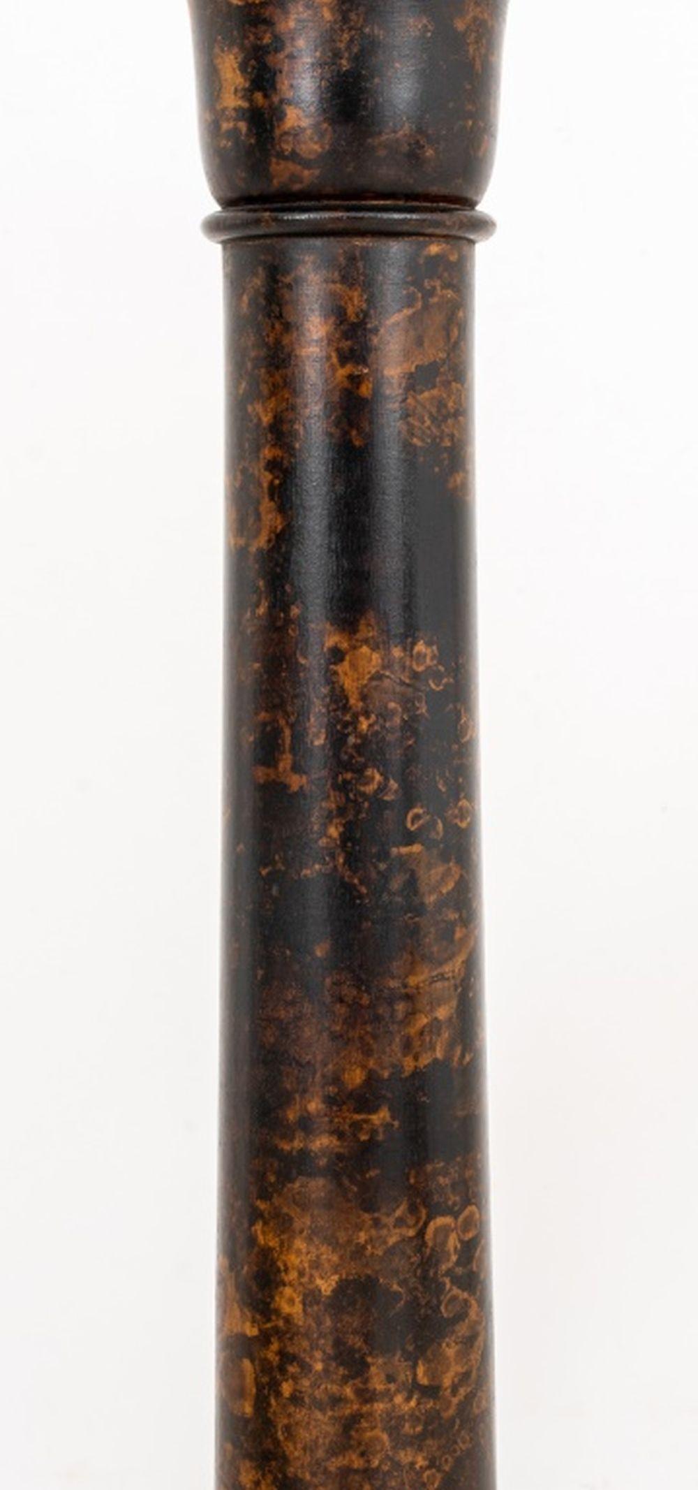 Black Japanned and Parcel Gilt Pedestal In Good Condition For Sale In Astoria, NY