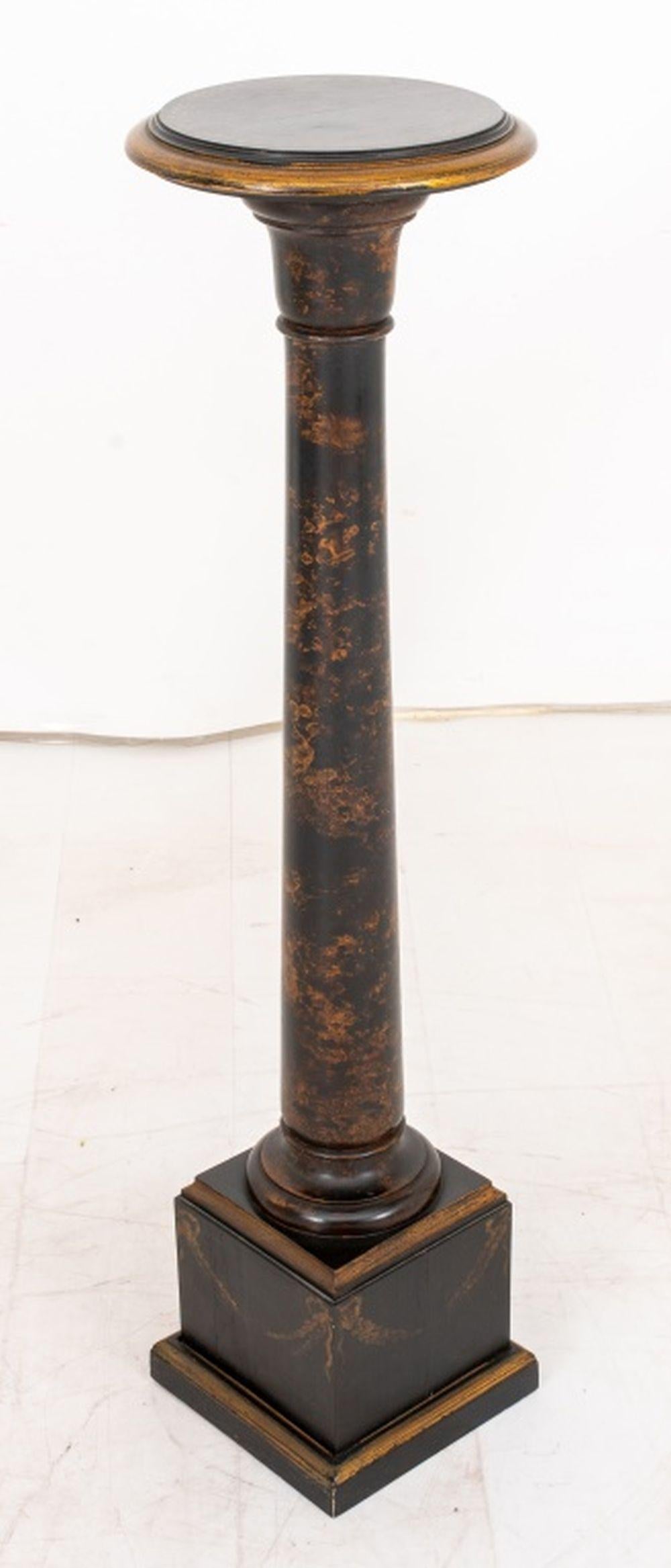 Wood Black Japanned and Parcel Gilt Pedestal For Sale