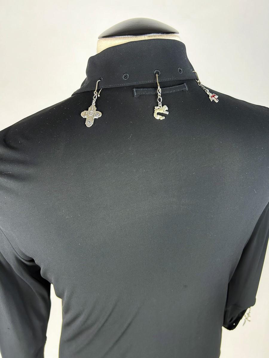 Black jersey shirt with charms by Jean-Paul Gaultier Homme - France Circa 1995 For Sale 6