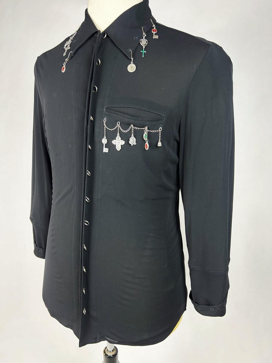 Black jersey shirt with charms by Jean-Paul Gaultier Homme - France Circa 1995 For Sale 3