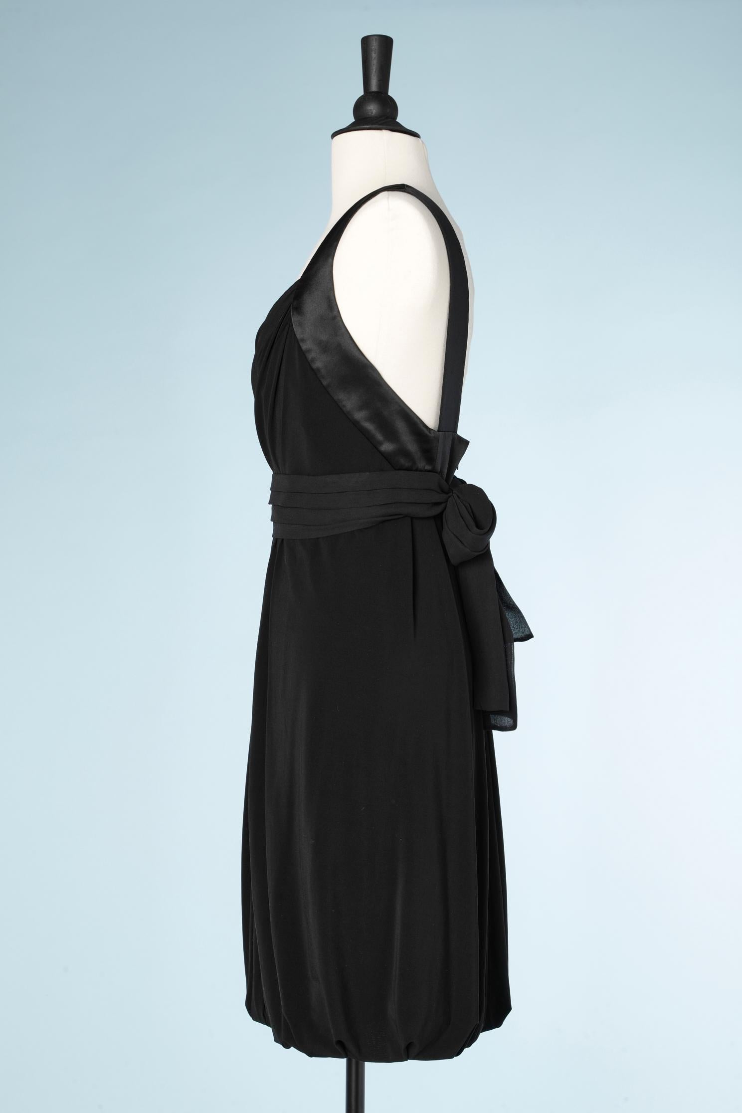 Women's Black jersey with silk chiffon pleated belt cocktail dress Circa 2010 For Sale