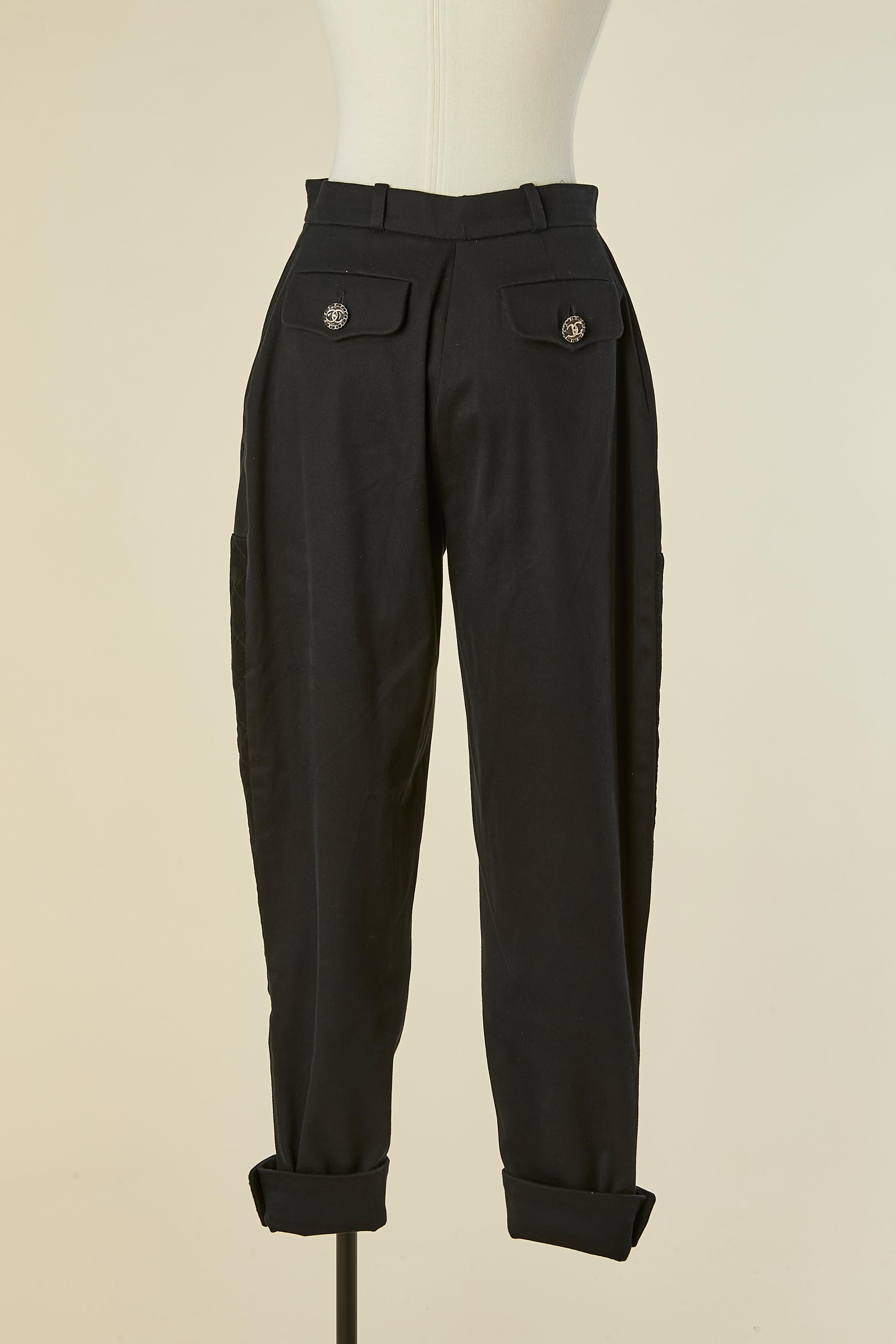 Pantalon jodhpur noir avec appliques en daim CHANEL Excellent état - En vente à Saint-Ouen-Sur-Seine, FR