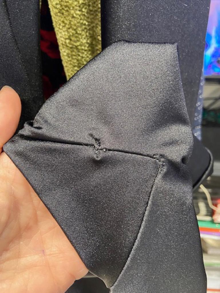 Mono negro con estampado en la parte superior izquierda KRIZIA POI en venta 1