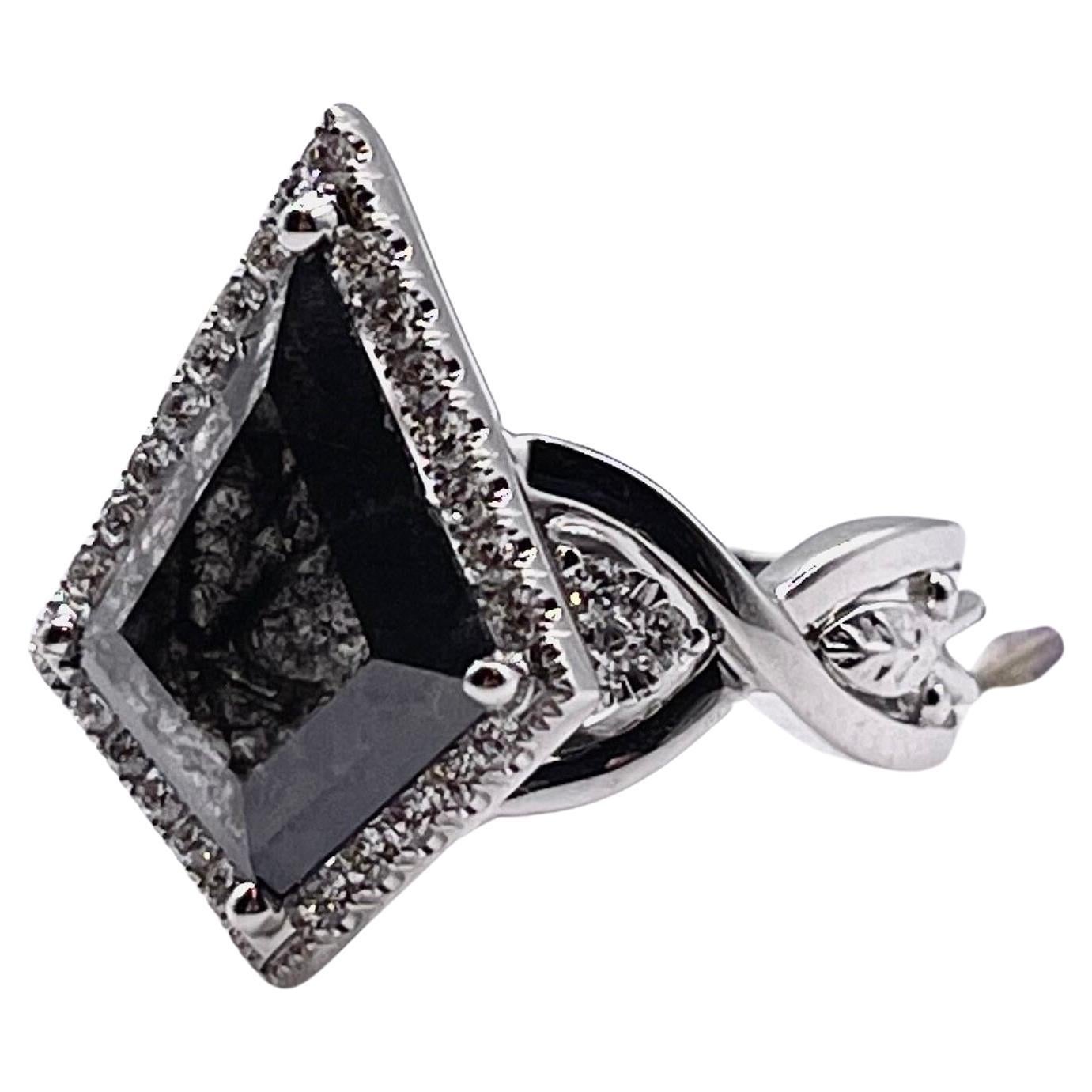 Black kite diamond ring engagement ring 18KT white gold hand engraved gothic