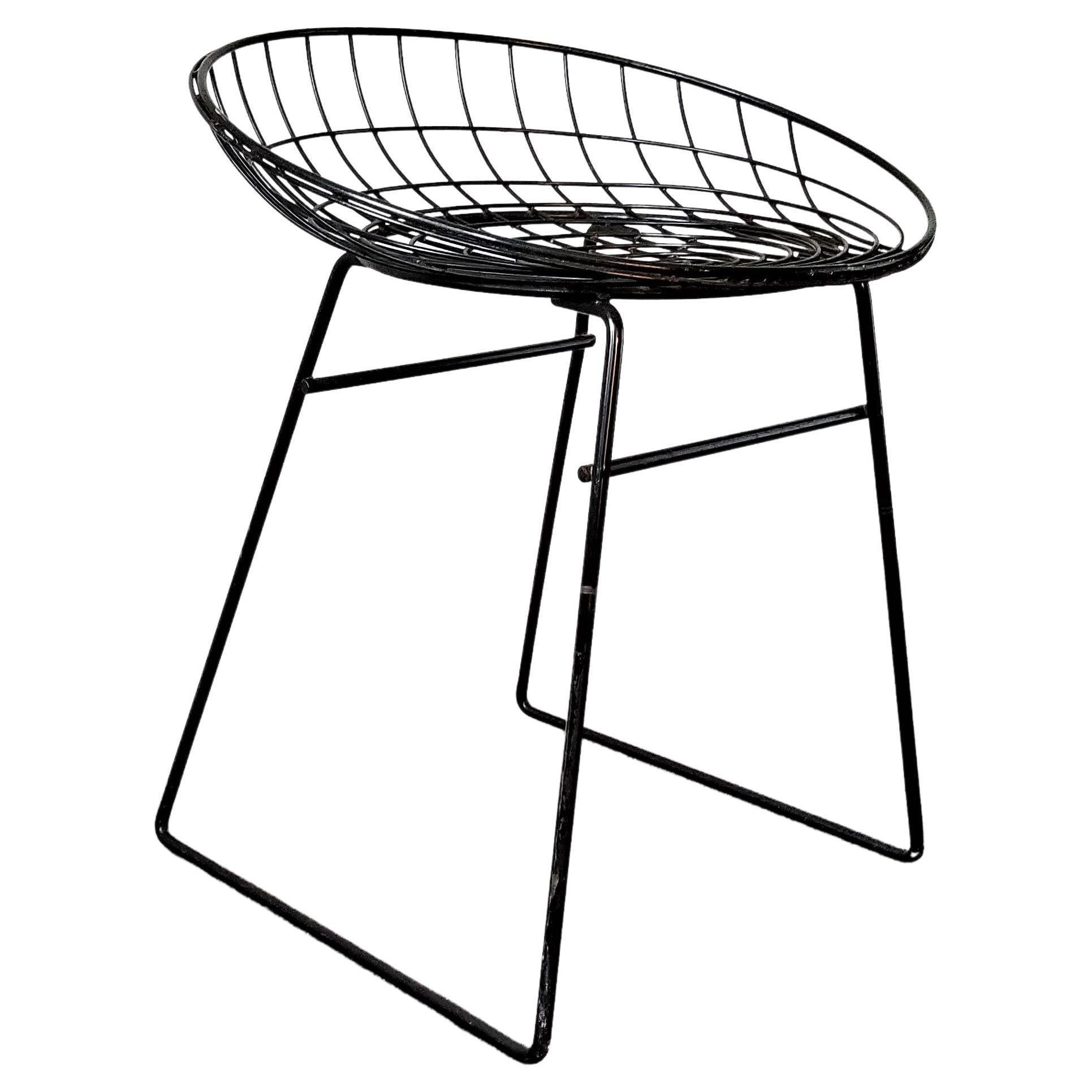 Black KM05 Wire Stool by Cees Braakman & Adriaan Dekker for Pastoe, 1960's For Sale