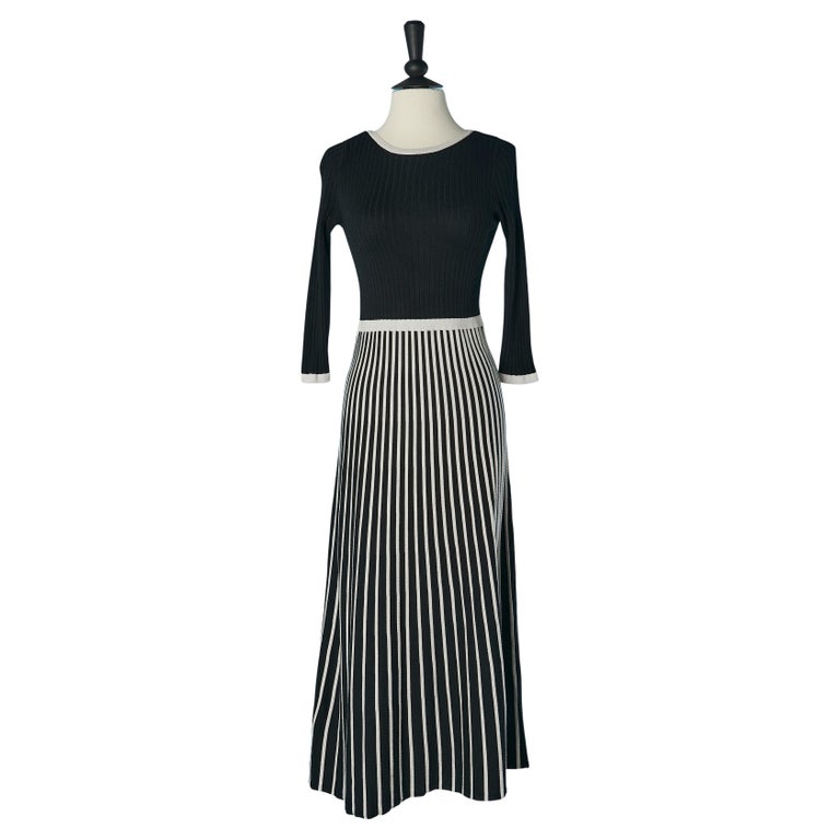 alexander mcqueen black white dress Alexander McQueen by Sarah Burton - Black Women Party/Cocktail Dress