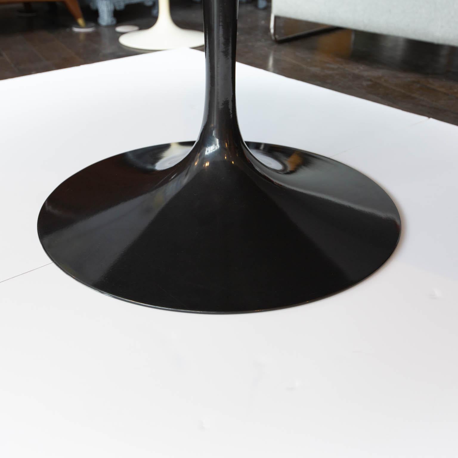 Mid-Century Modern Black Knoll Tulip Table in Ebonized Walnut