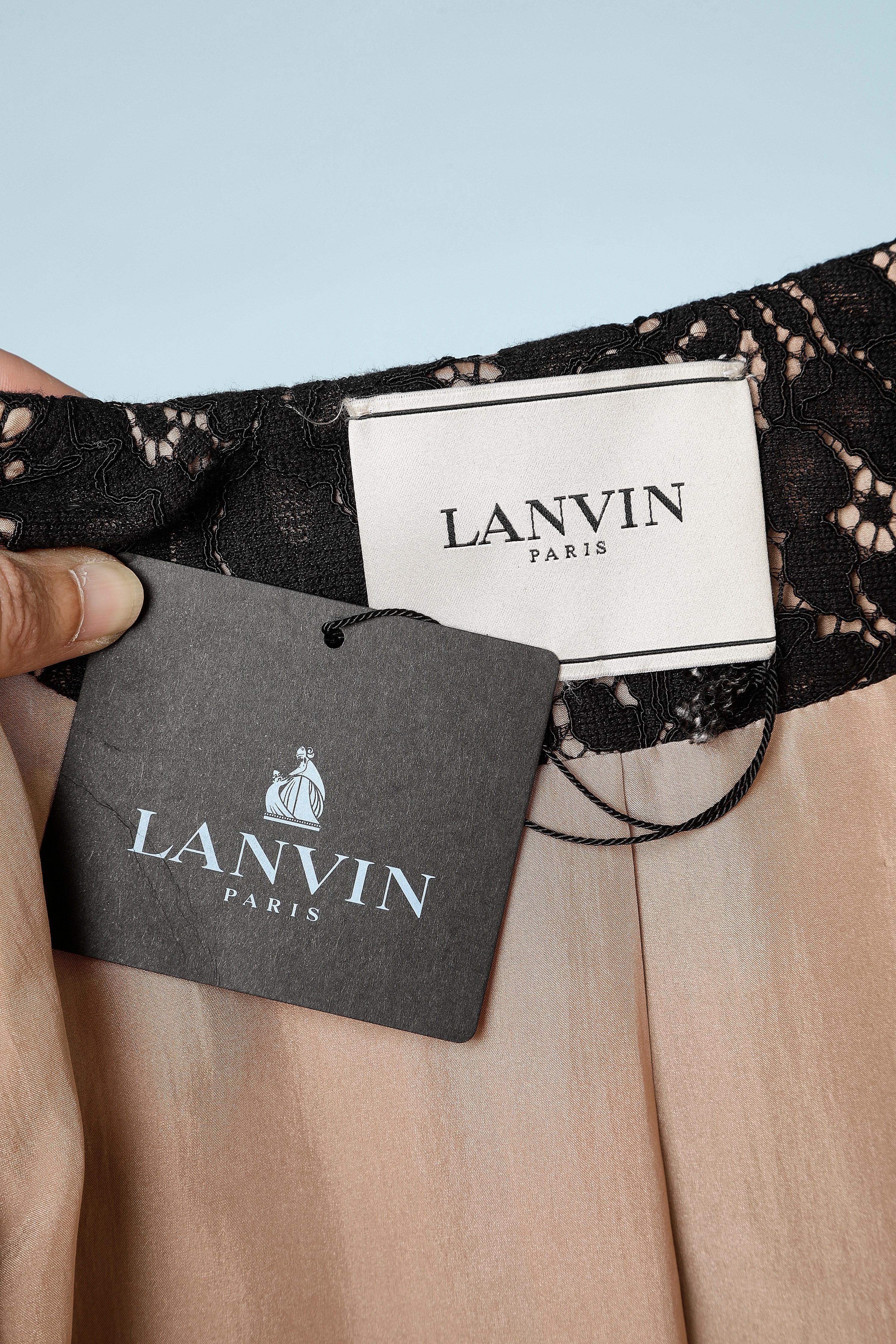 Black lace jacket  edge to edge with silk lining Lanvin par Alber Elbaz In New Condition For Sale In Saint-Ouen-Sur-Seine, FR