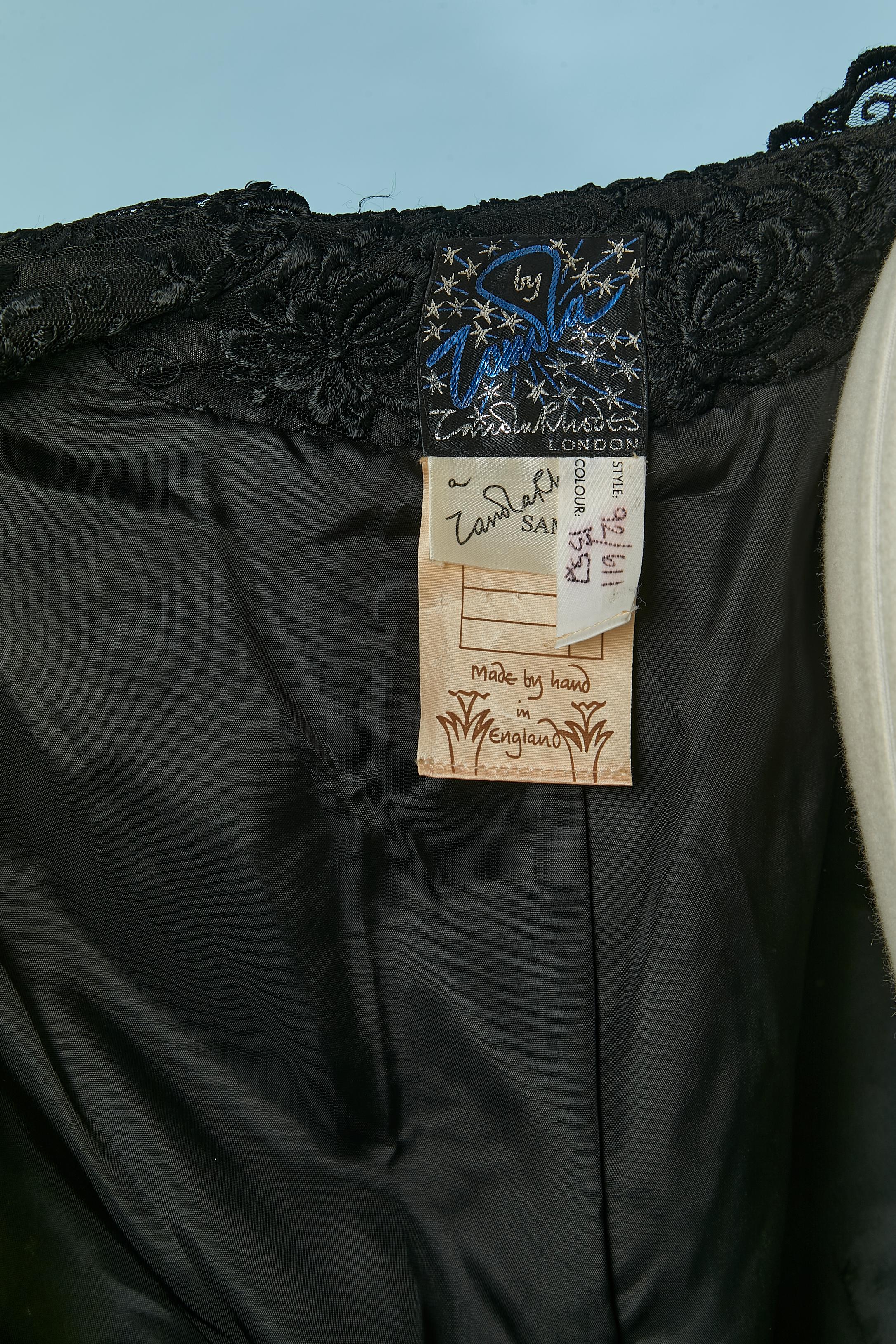 Gonna-tuta in pizzo nero con perline e paillettes sul busto Campione Zandra Rhodes in vendita 5