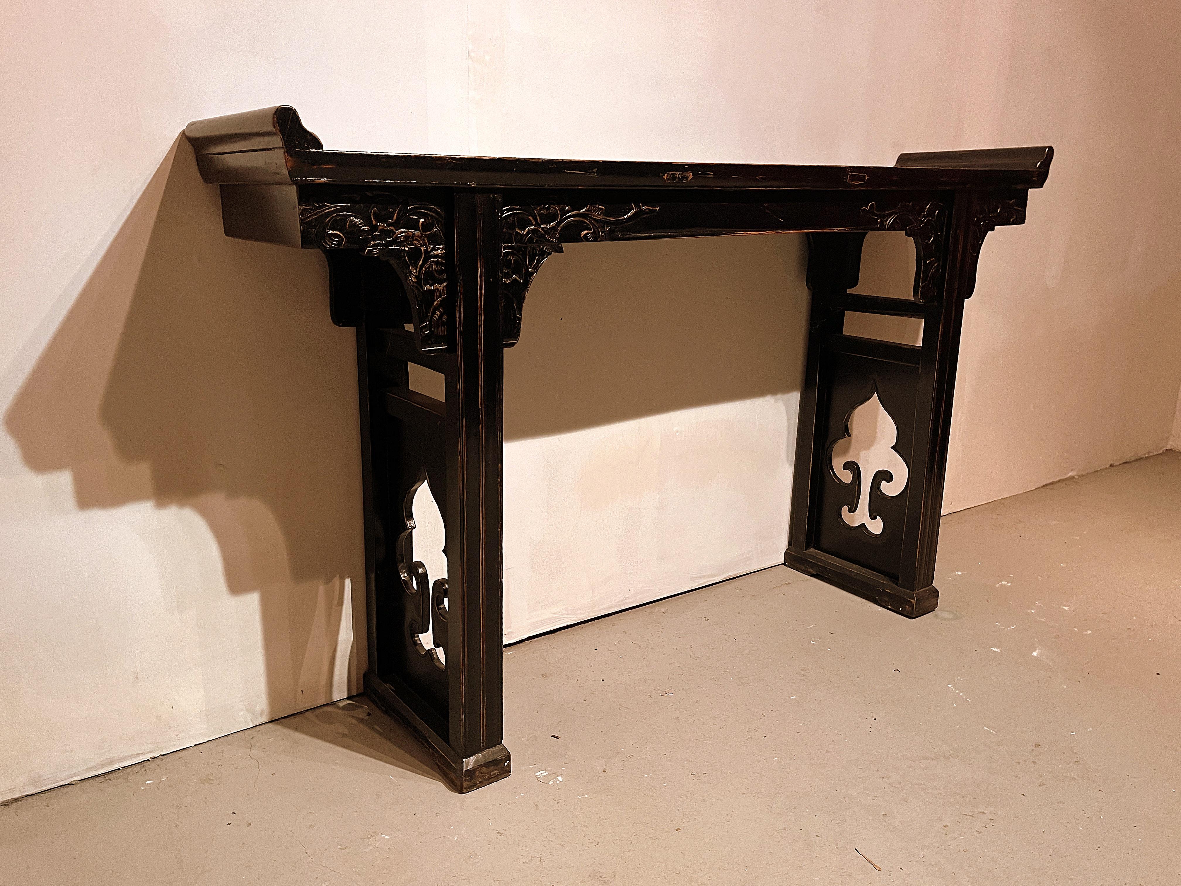 Black Lacquer Altar Table / Console Table For Sale 4