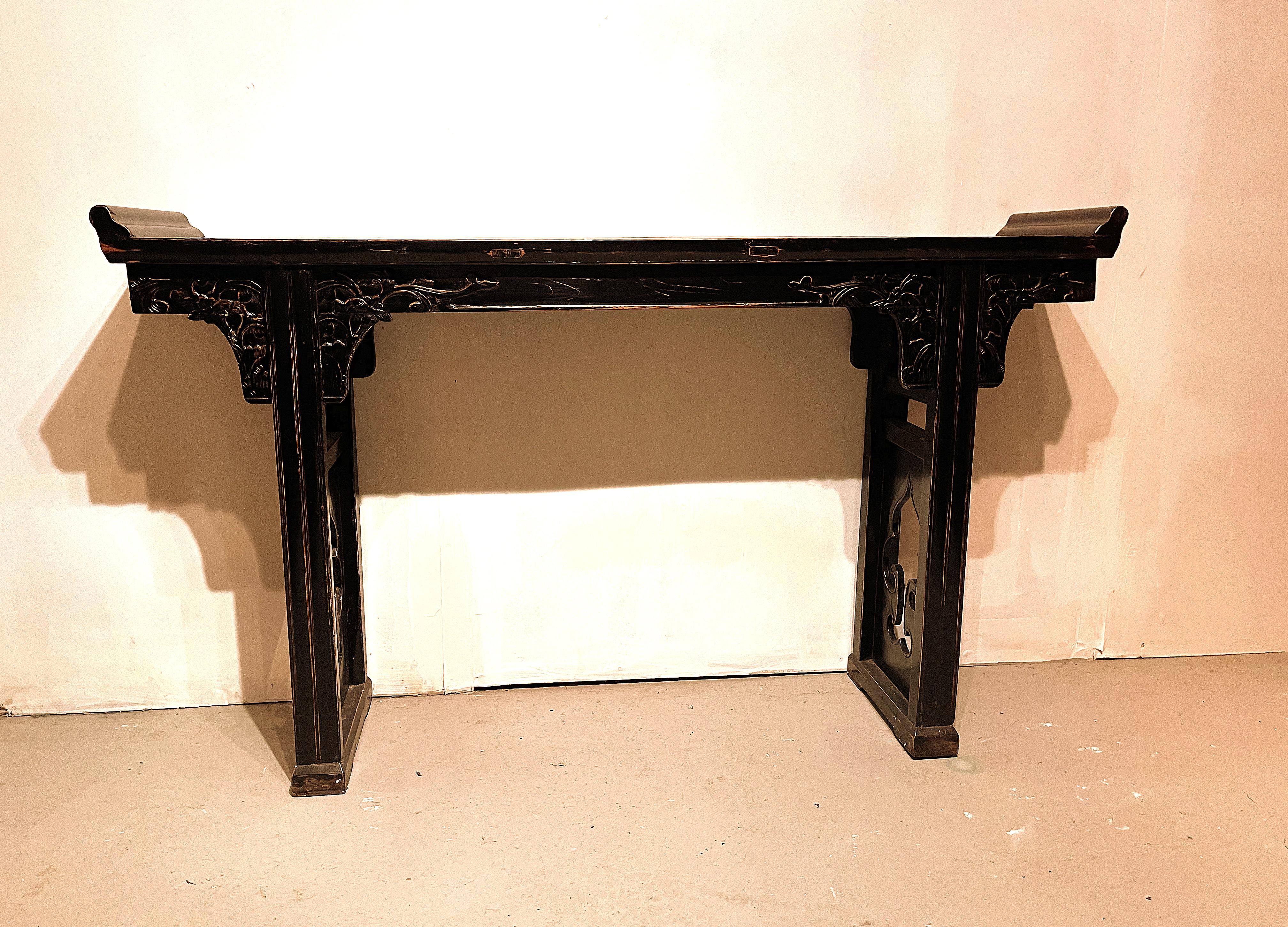 Wood Black Lacquer Altar Table / Console Table For Sale