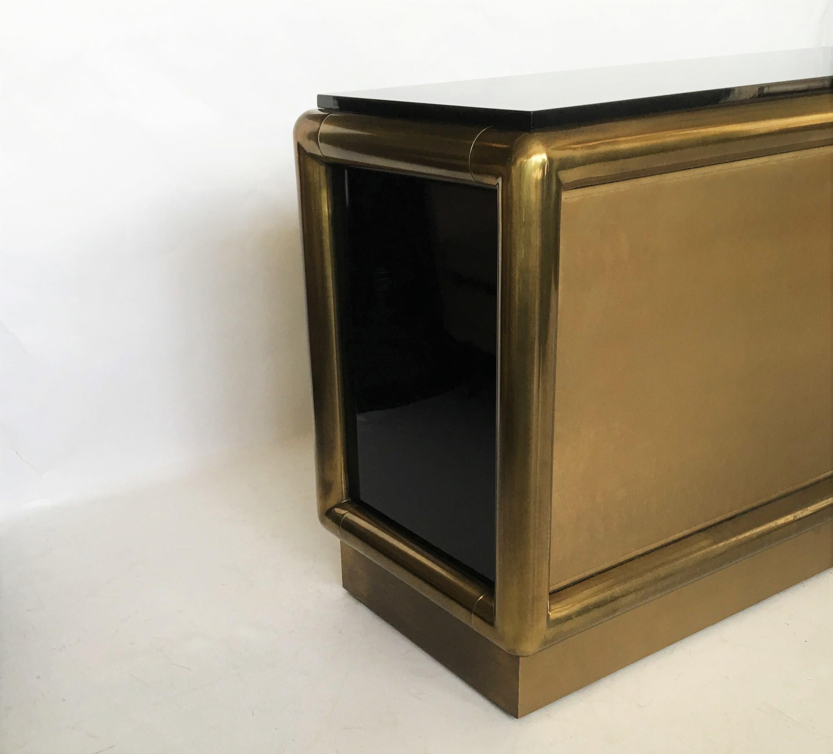 Black Lacquer and Brass Credenza/Sideboard by Mastercraft For Sale 3