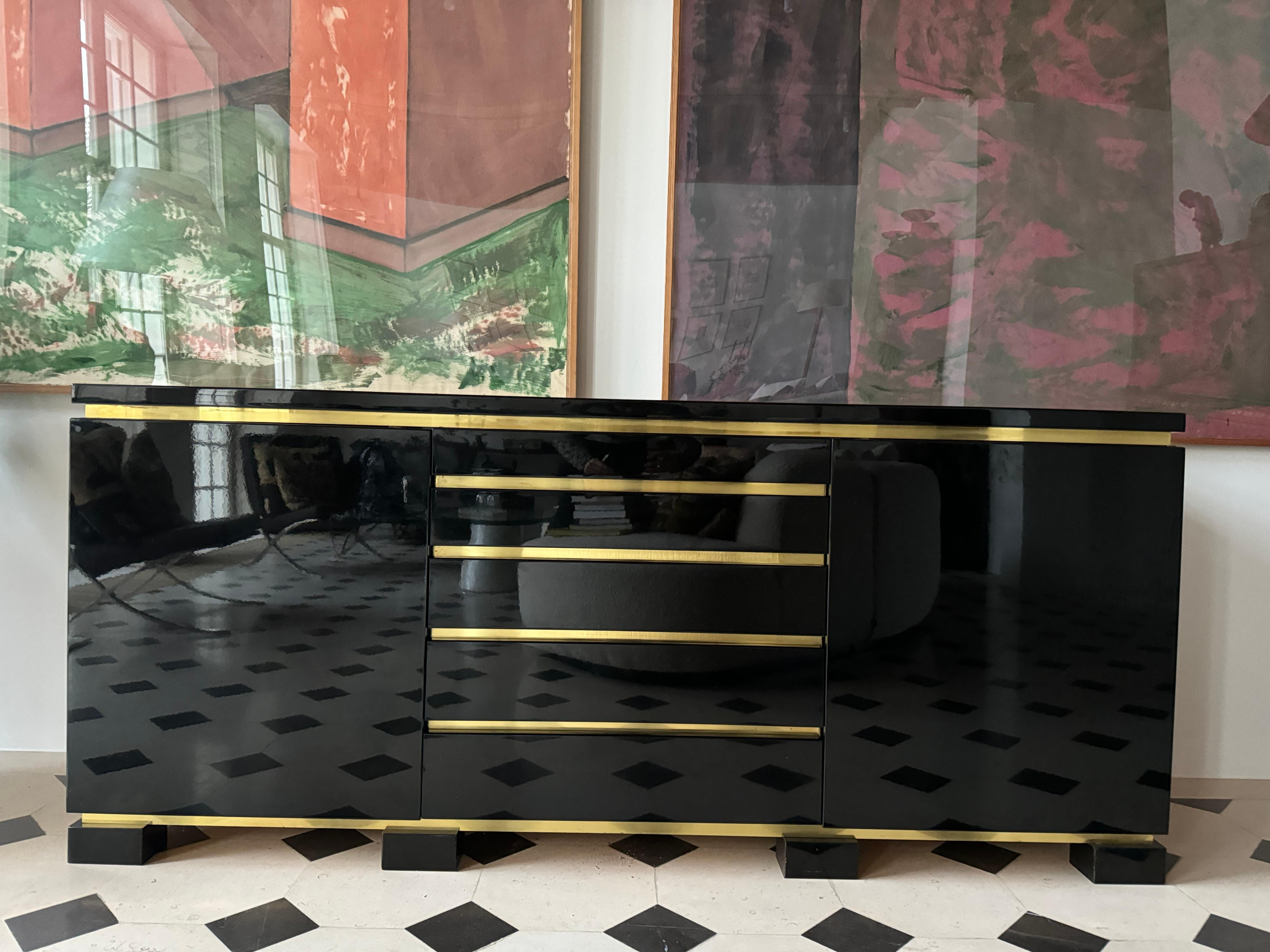 Black lacquer and brass sideboard, 1970s For Sale 6