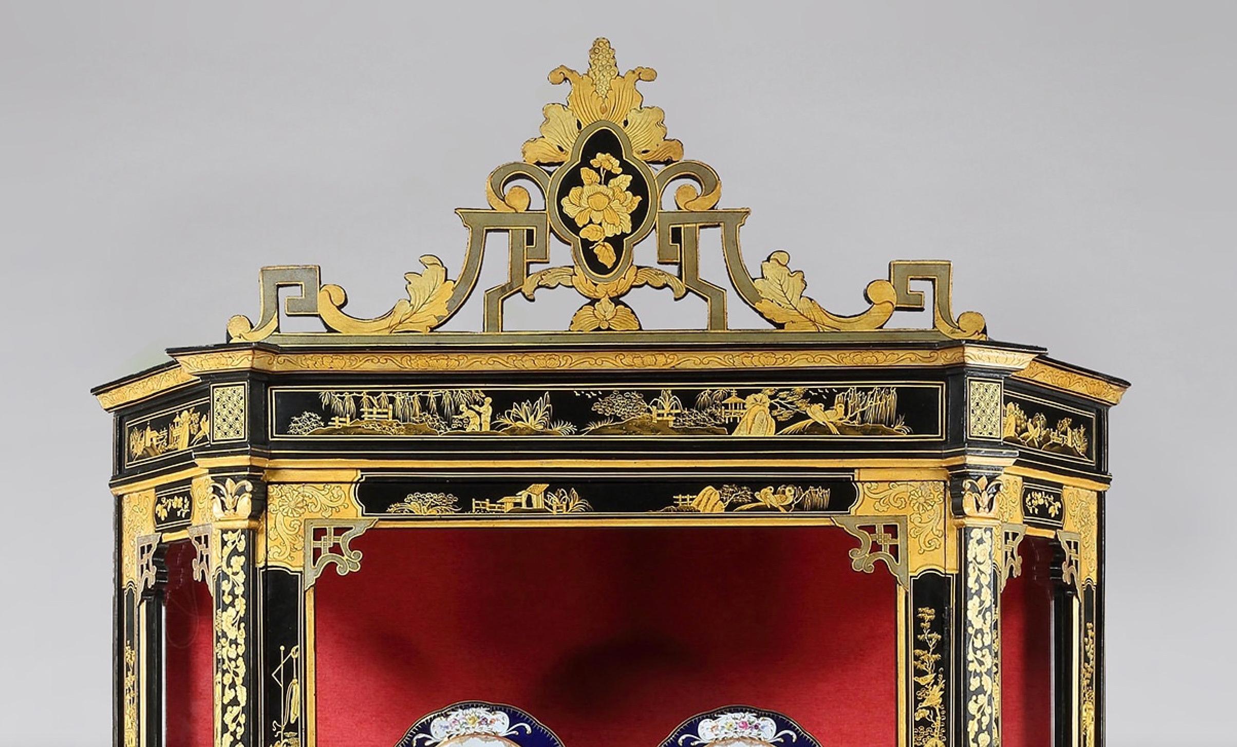 Black Lacquer and Gilt Chinoiserie Cabinet, 19th Century For Sale 1