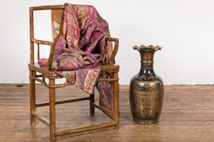 Black Lacquer and Gold Leaf Underlay Chinese Altar Vase with Scalloped Top