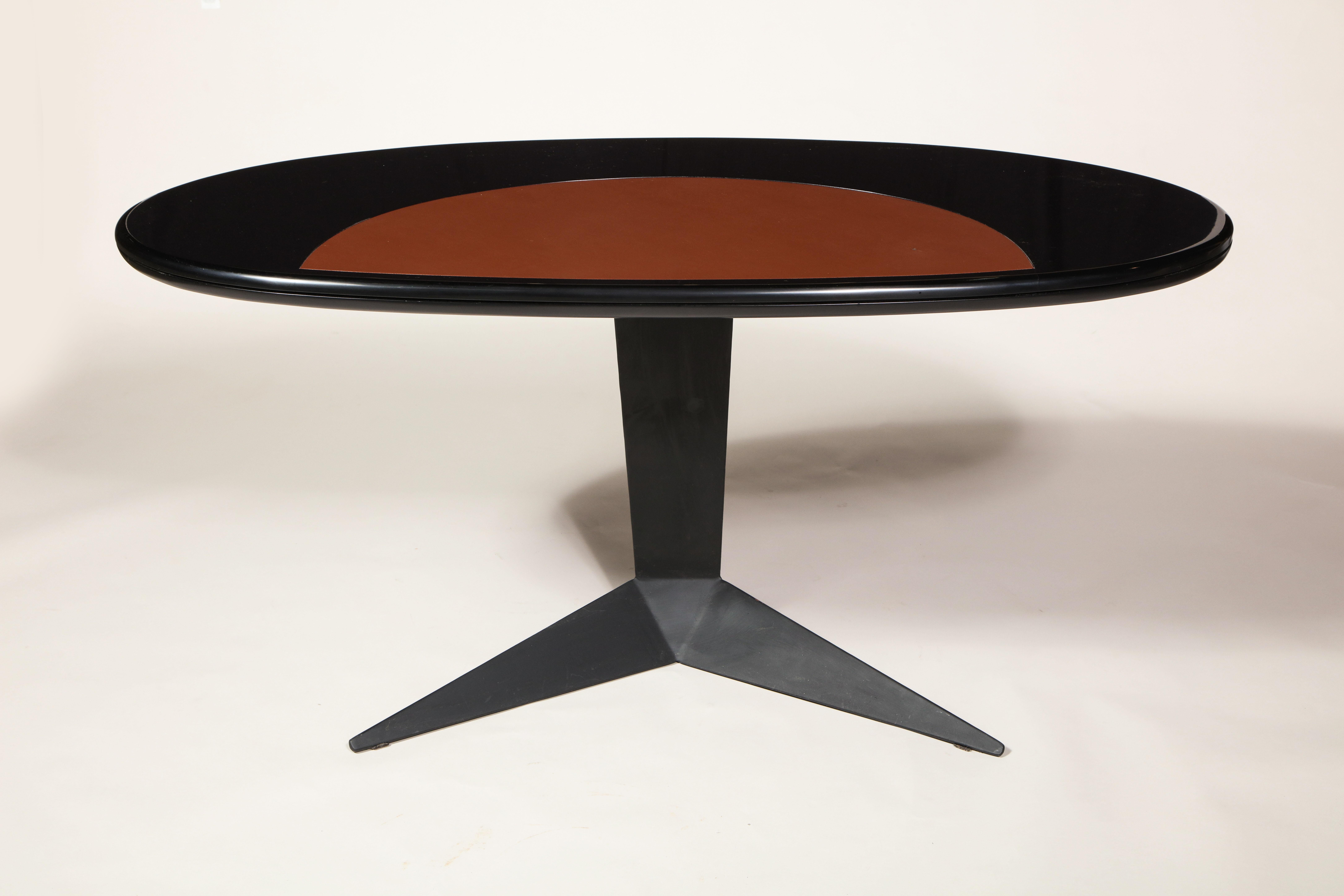 Mid-Century Modern Space Age Black Brown Lacquer Steel Oval Desk Console Table, France, 1960s