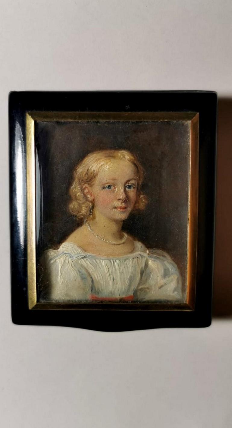 19th Century Black Lacquer Box with Hand Painted Tempera Miniature, England, 1882