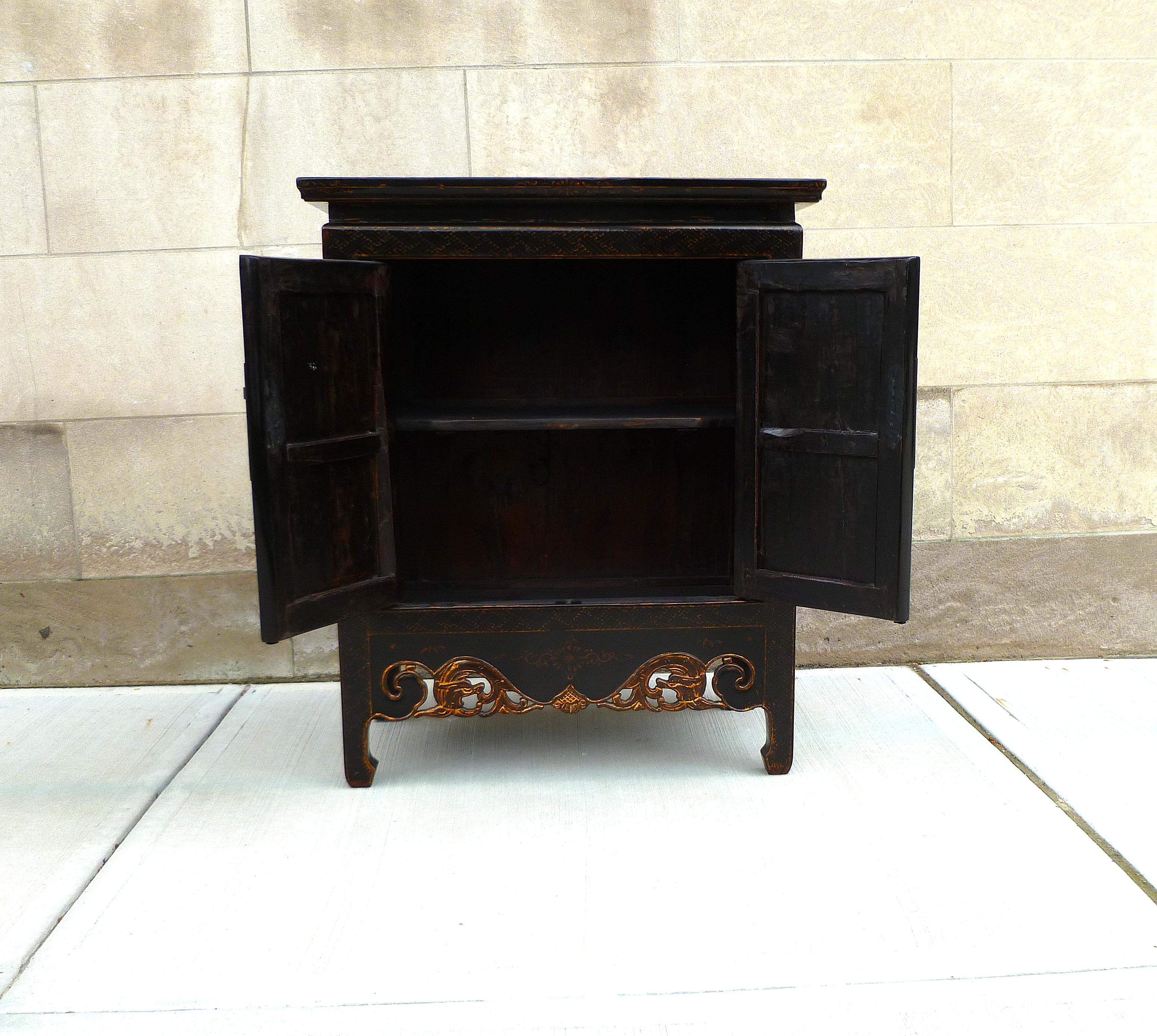 Black Lacquer Cabinet with Gilt Motif 3