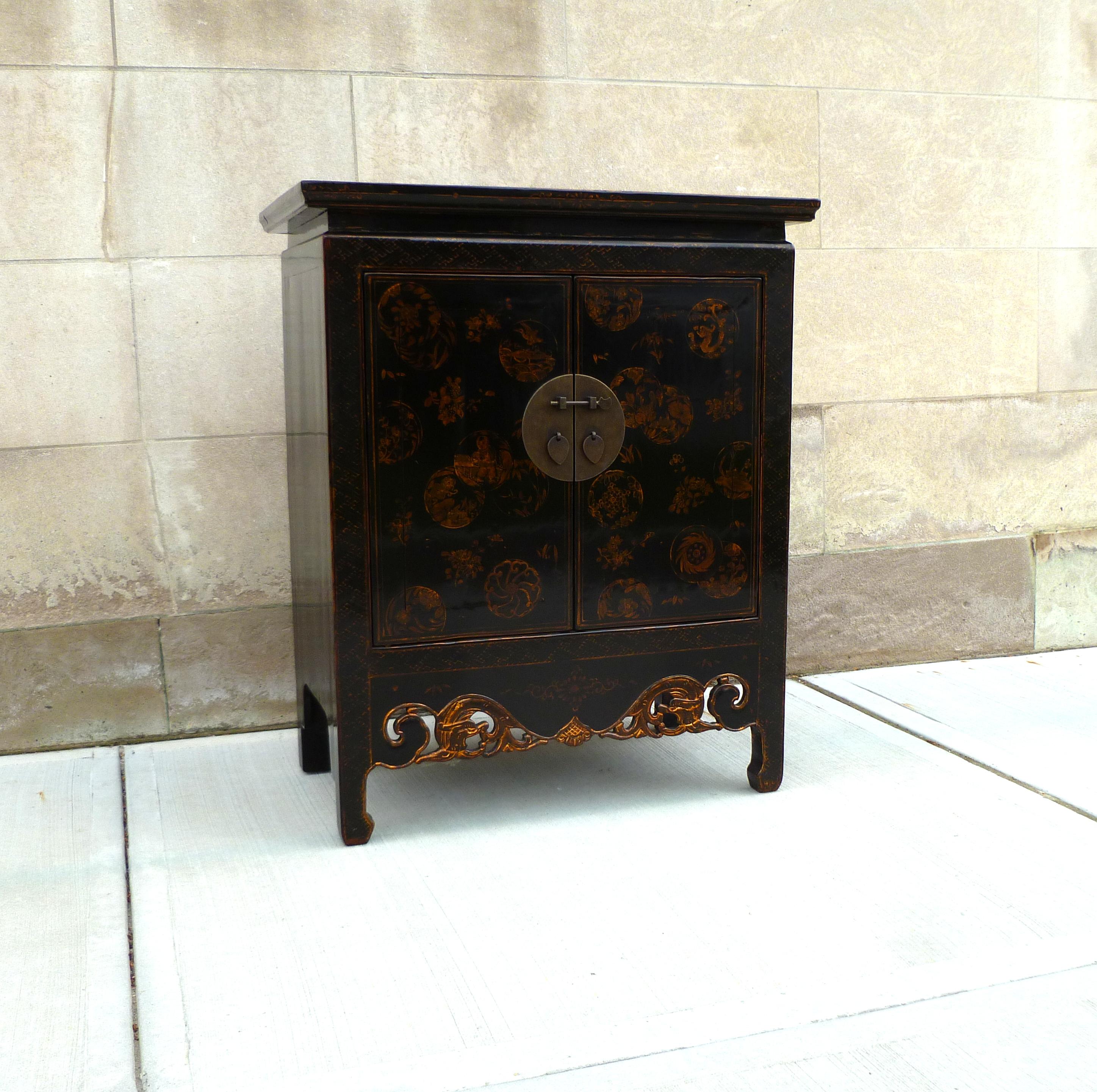 Early 20th Century Black Lacquer Cabinet with Gilt Motif