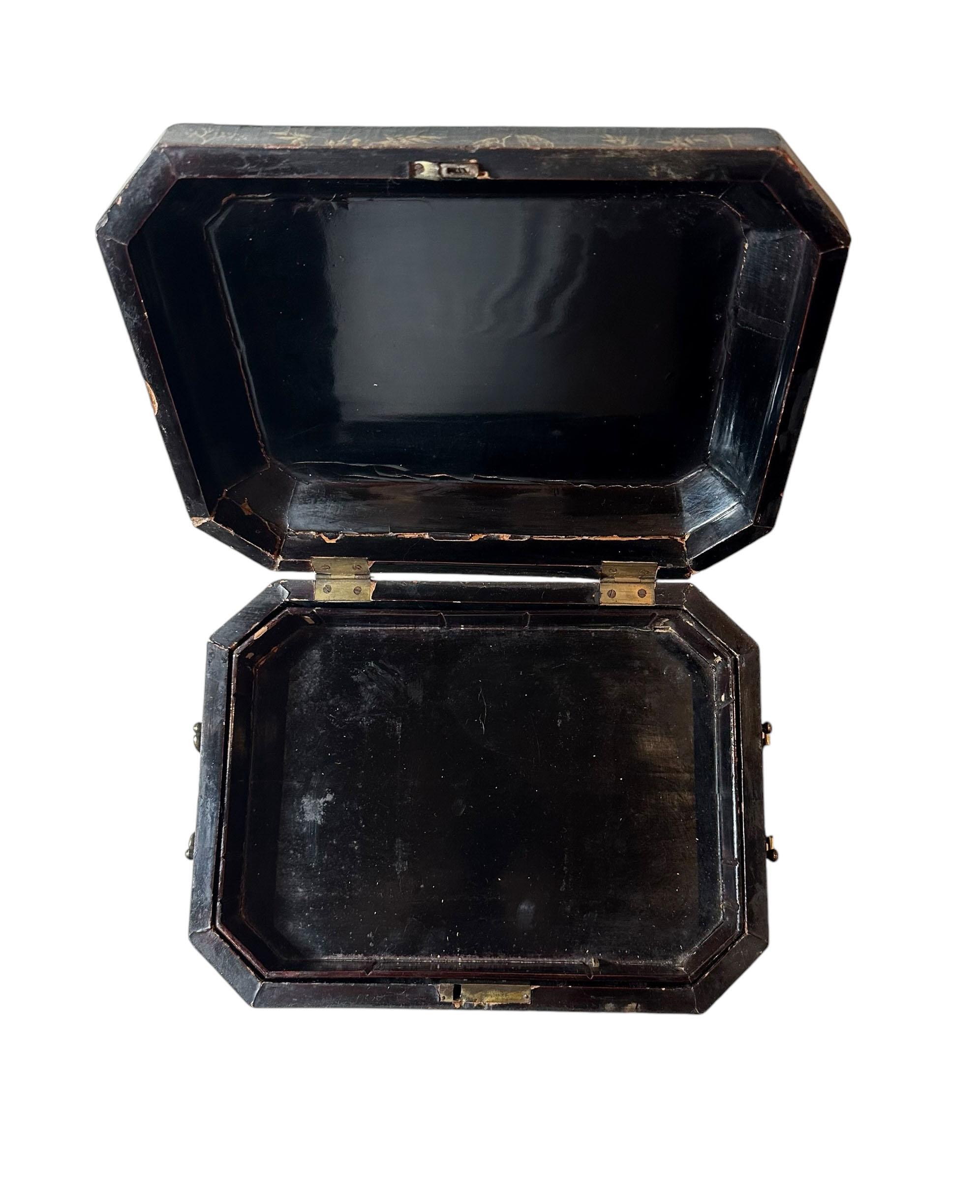 Caja de trabajo china de exportación lacada en negro en Bueno estado para la venta en Tampa, FL