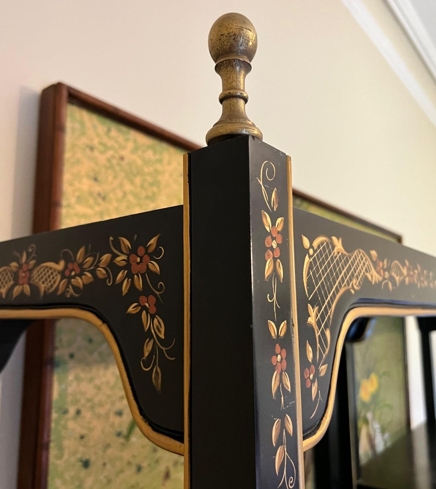 Black Lacquer Chinoiserie Étagères with Hand Painted Gold and Floral Details In Good Condition In Morristown, NJ
