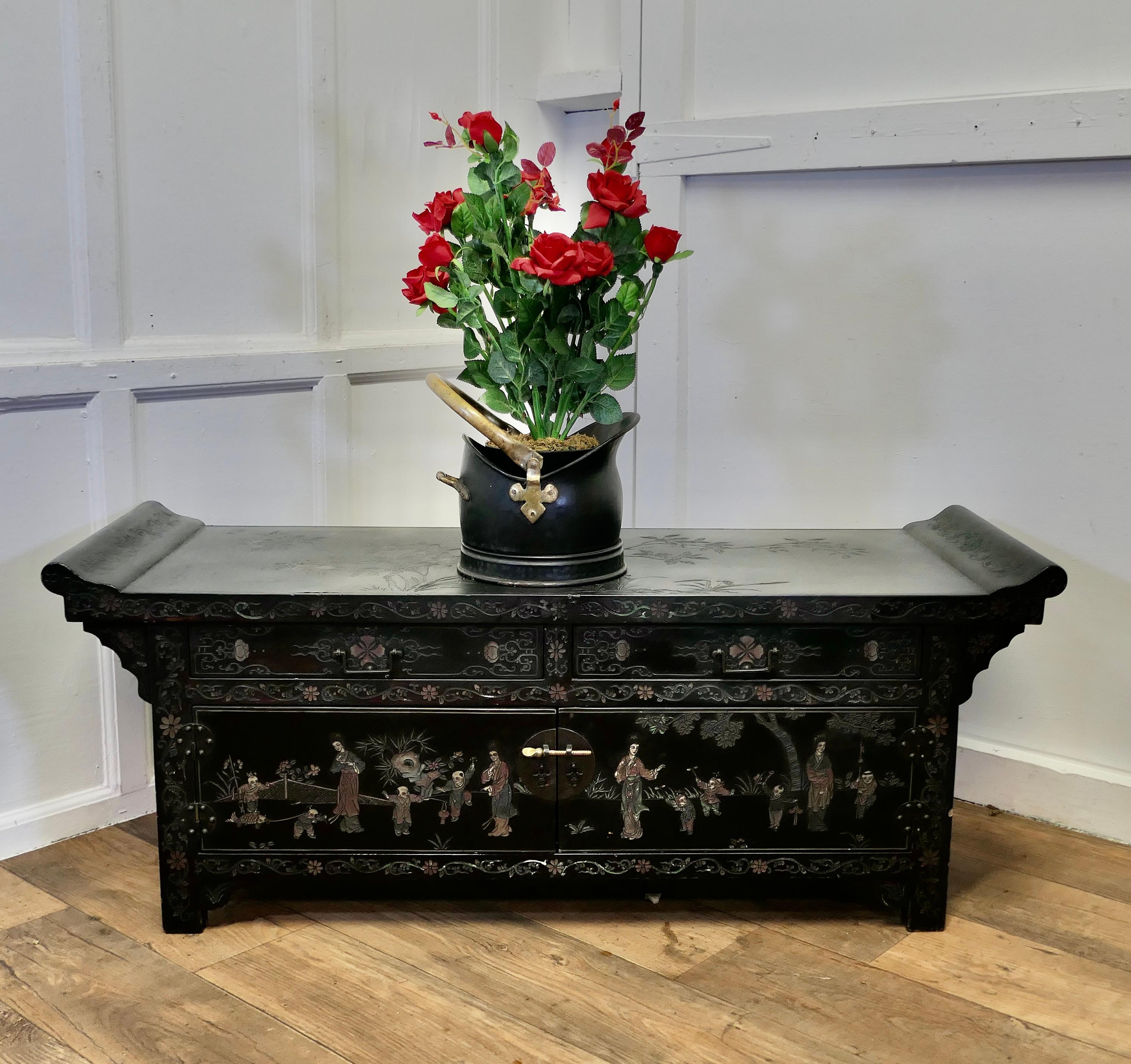 Black Lacquer Chinoiserie Low Cabinet, Coffee Table    For Sale 7