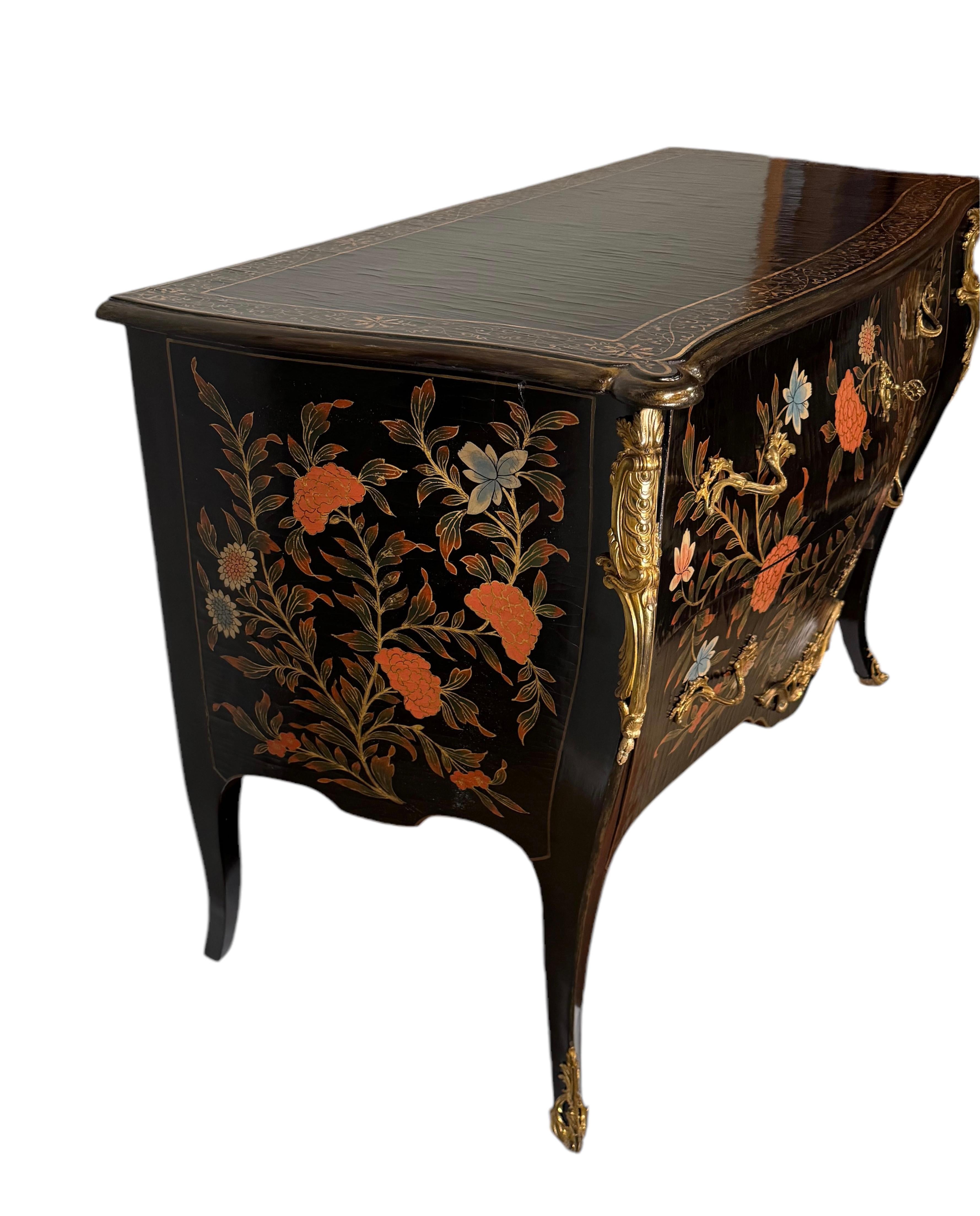 Dorato Commode in lacca nera (20° secolo) in vendita