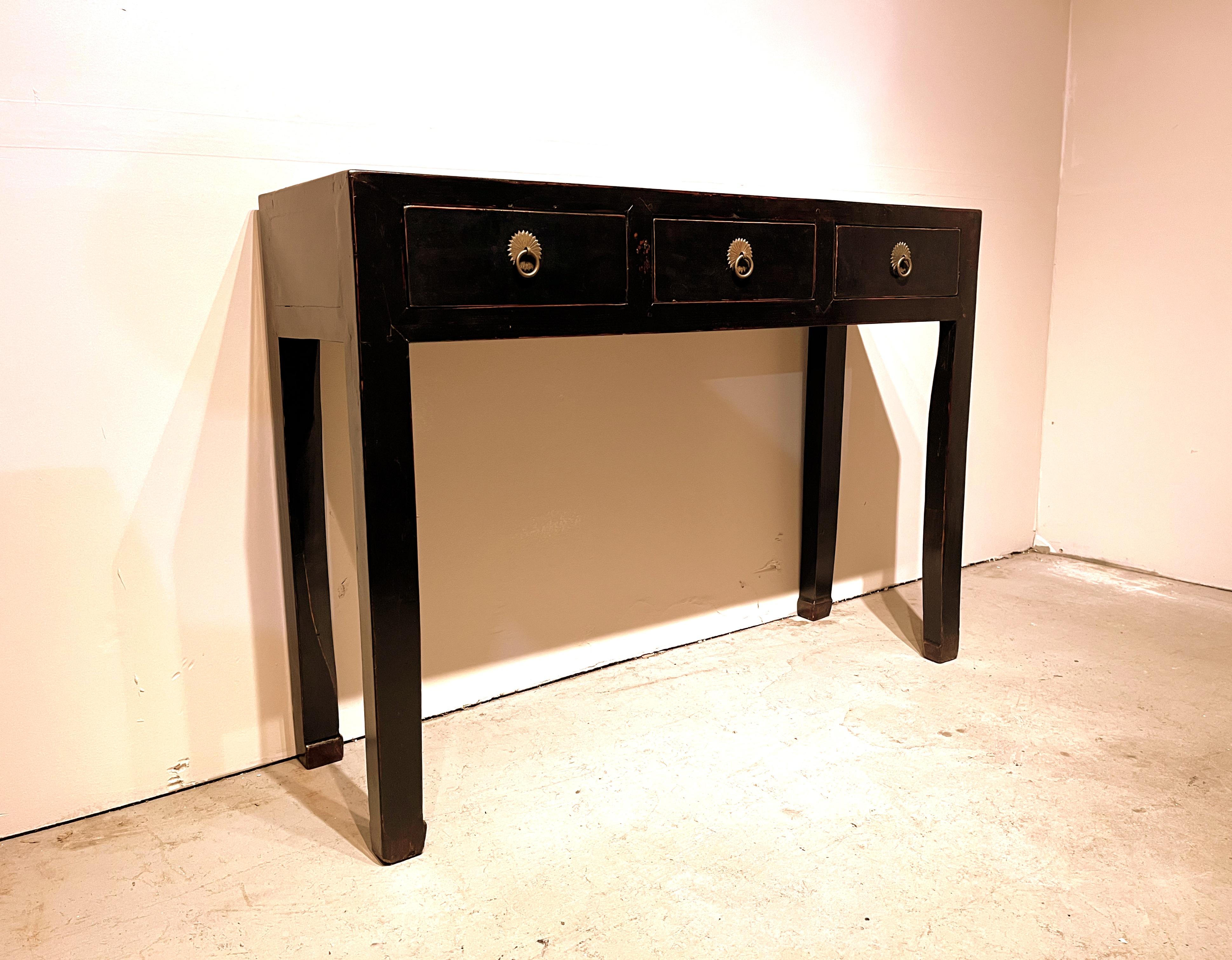 Mesa consola lacada en negro Laca en venta