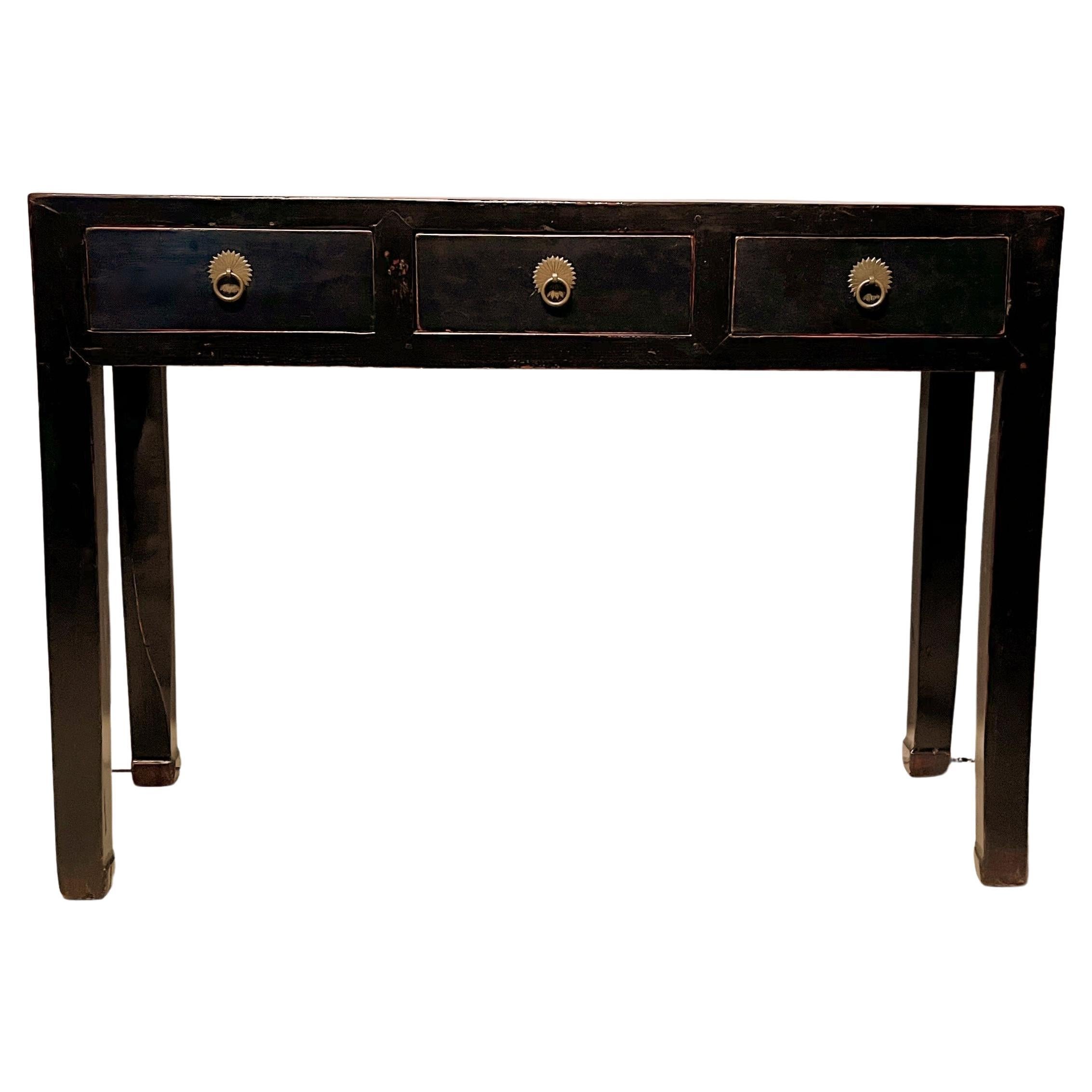 Mesa consola lacada en negro en venta