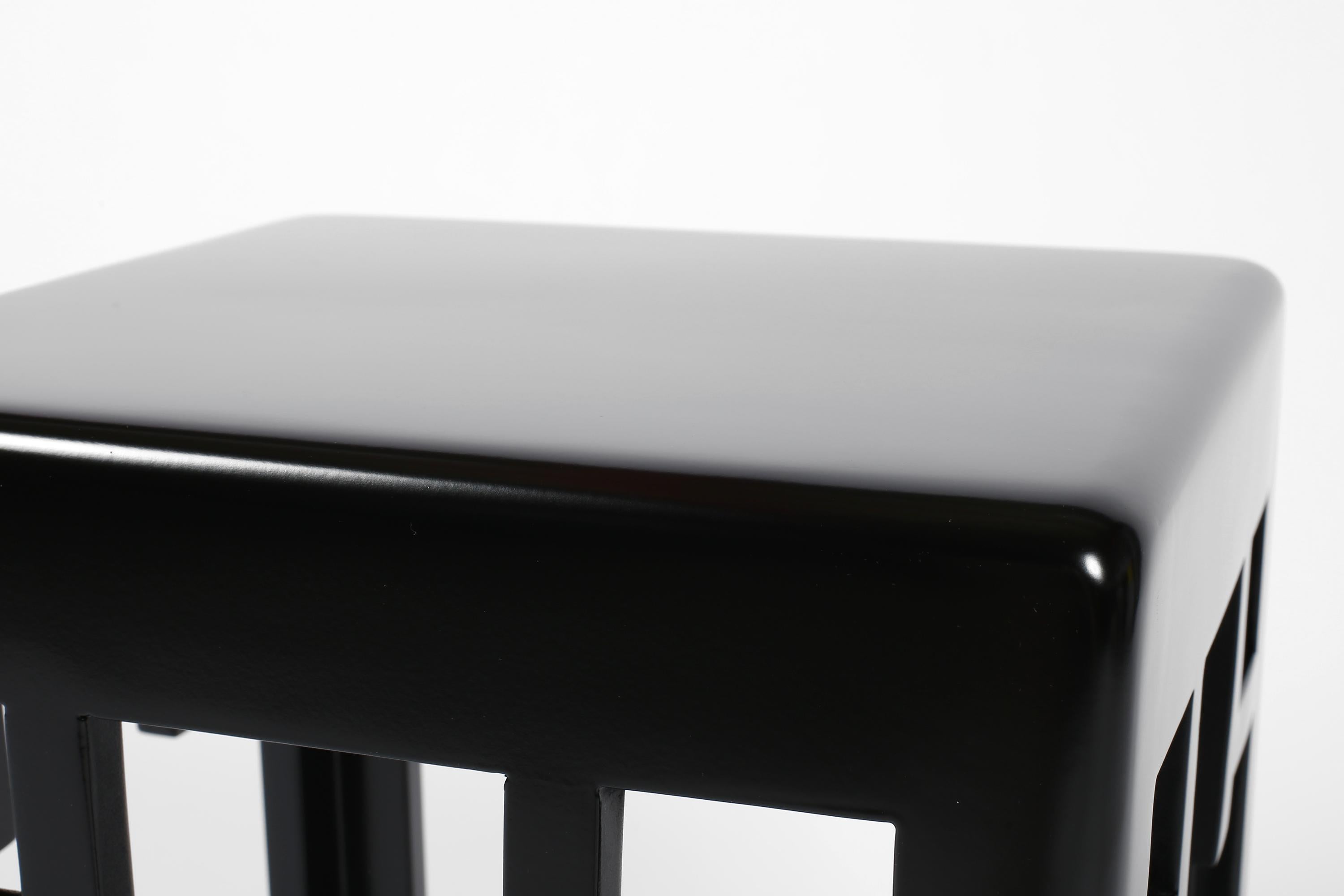 Black Lacquer French Art Deco Atelier Martine Side Table For Sale 10