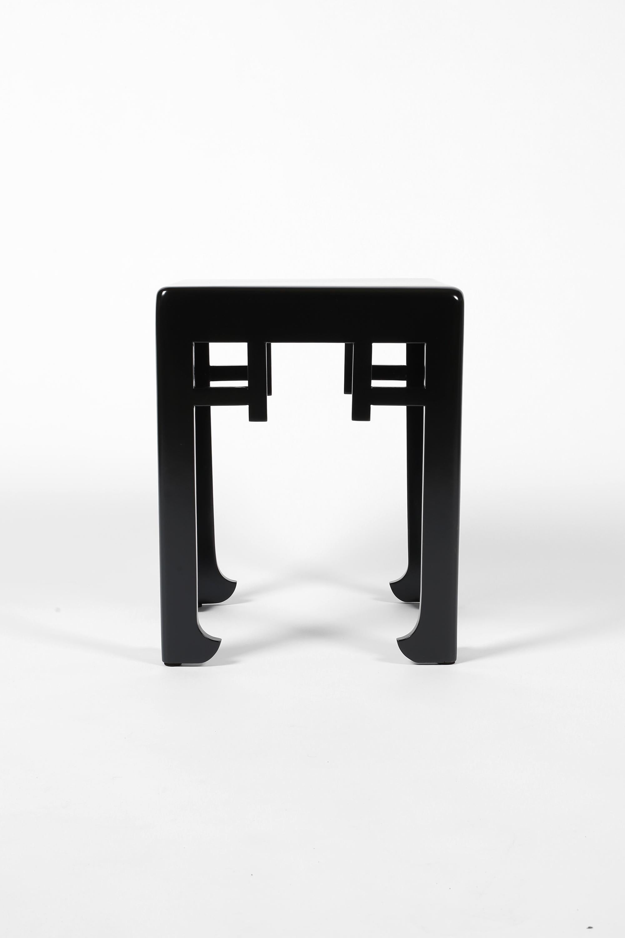 Black Lacquer French Art Deco Atelier Martine Side Table For Sale 3