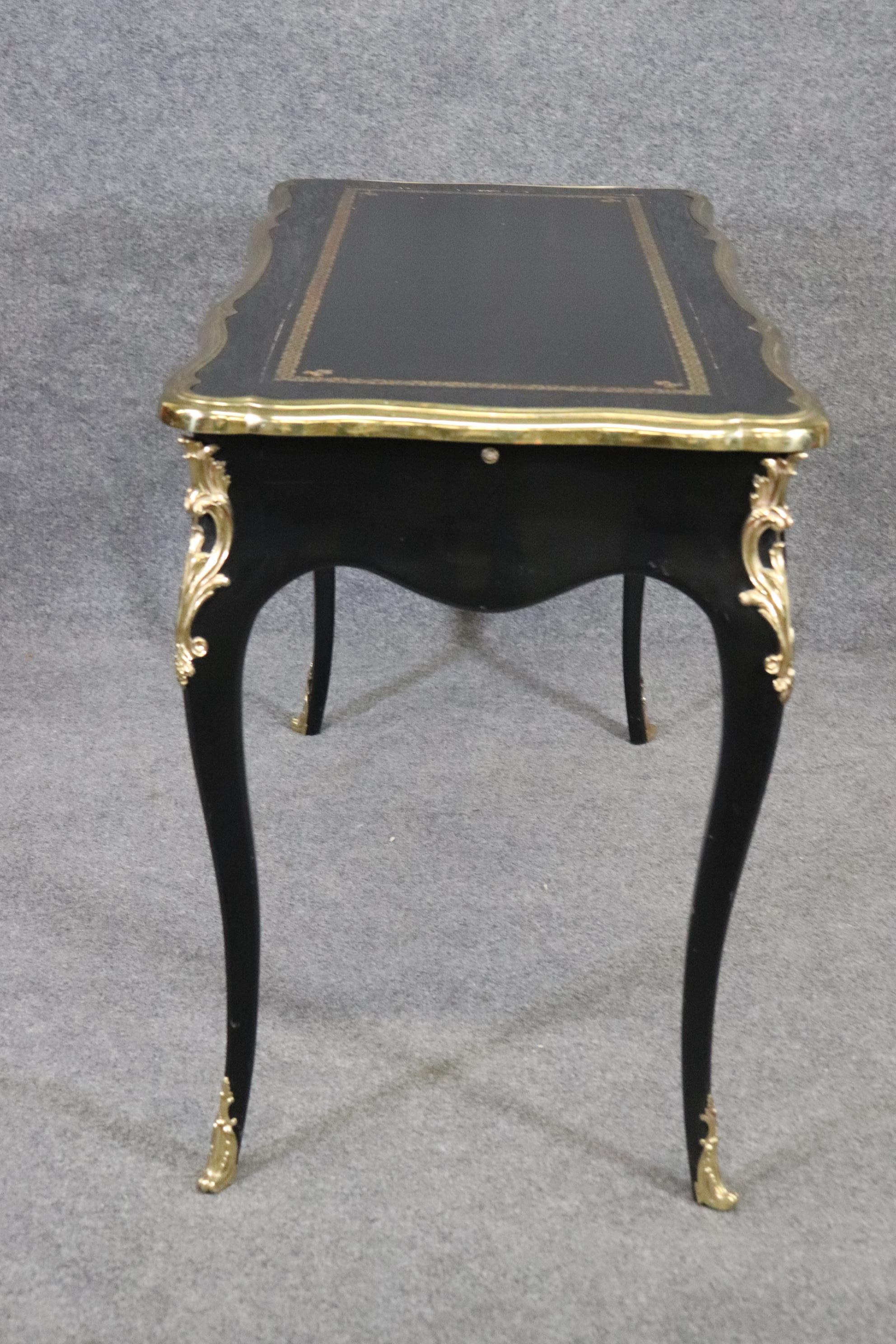 Mid-20th Century Black Lacquer Gold Embossed Leather Top French Louis XV Bureau Plat Desk