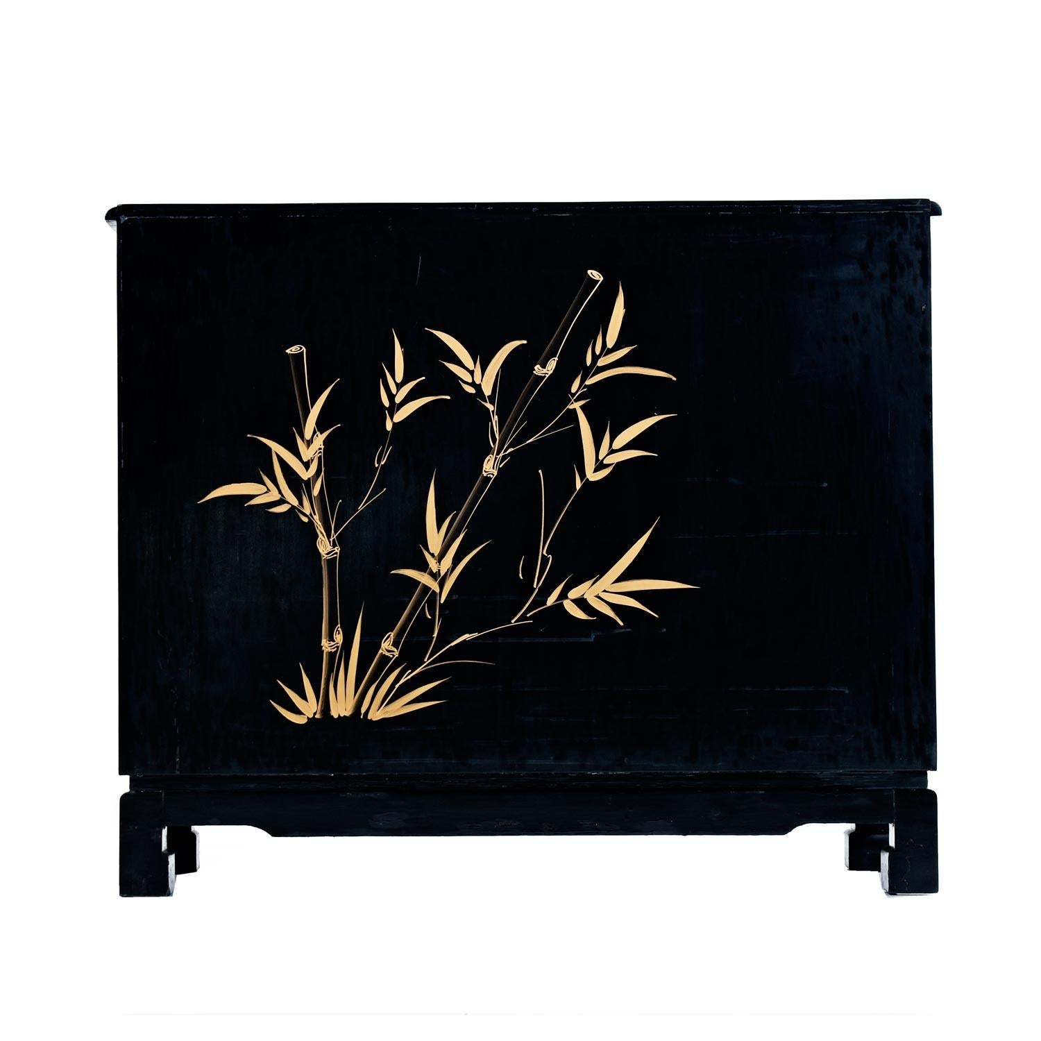 Blackened Black Lacquer Hand Painted Chinoiserie Dresser with Mother of Pearl Figures